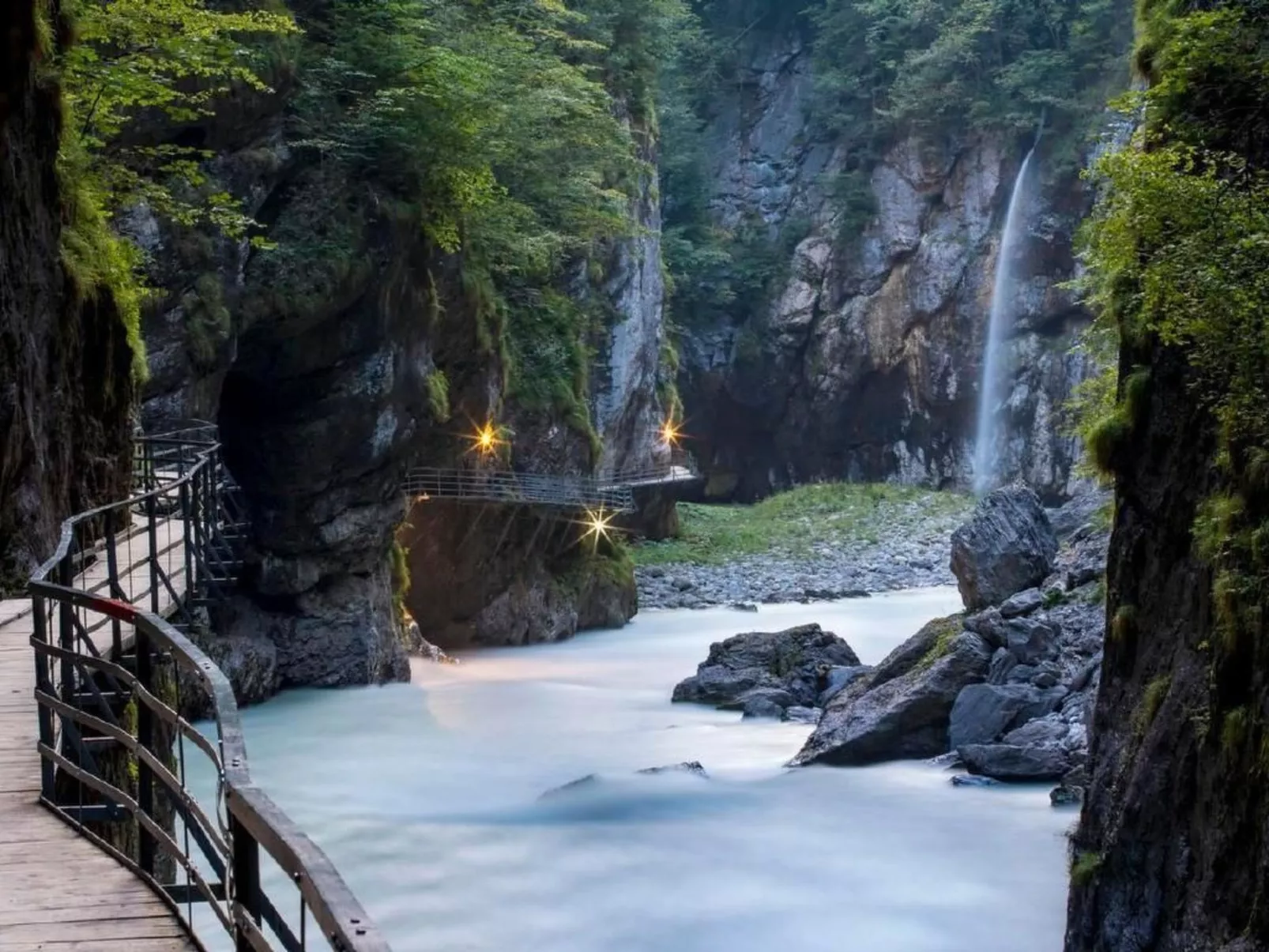 Sonnig und gemütlich-Buiten