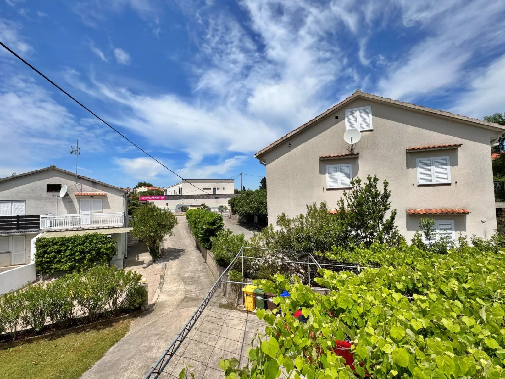 Apartment Nikolic-Buiten