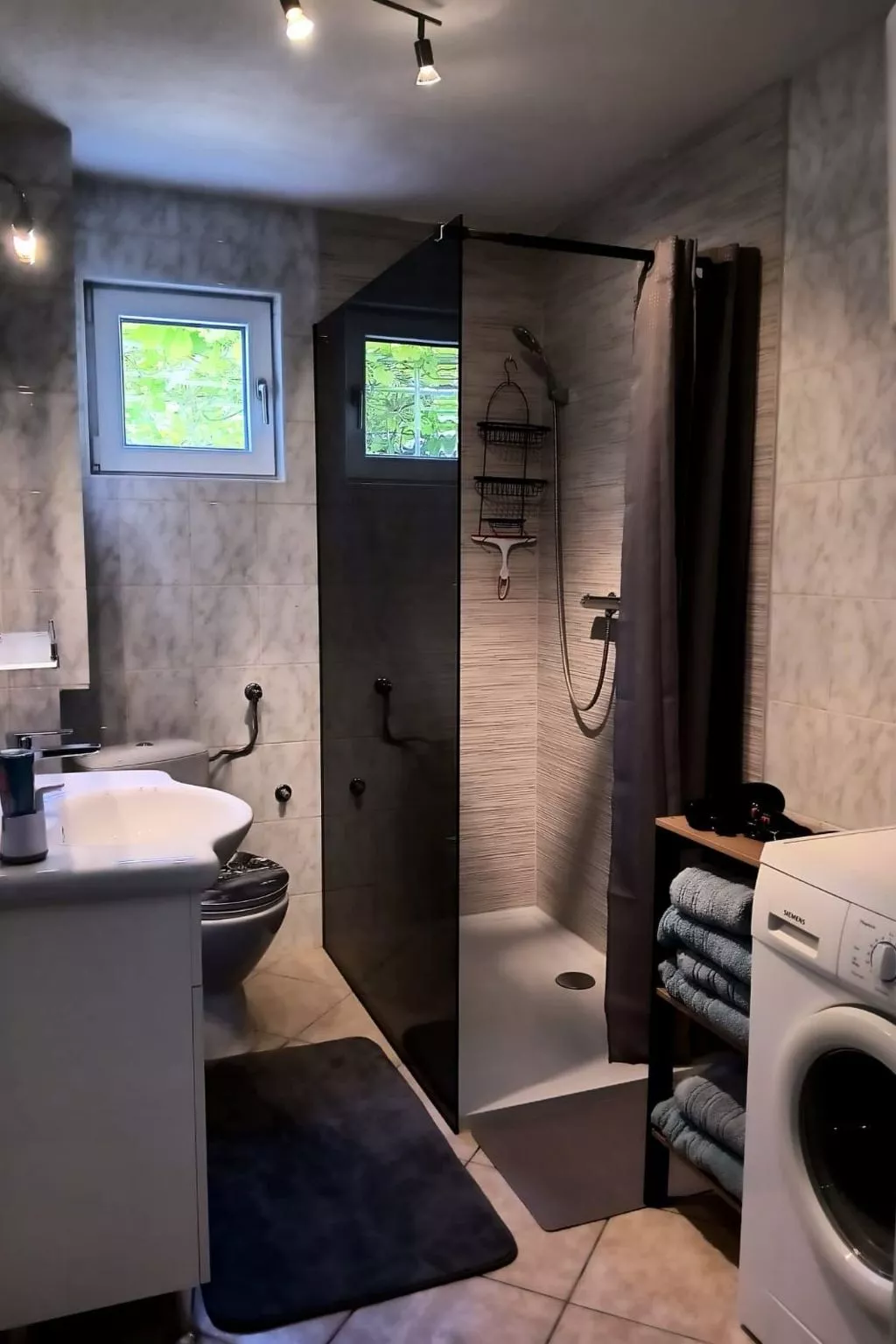 Wohnungen Nada in Sabunike - von TA Leut Agency-Binnen