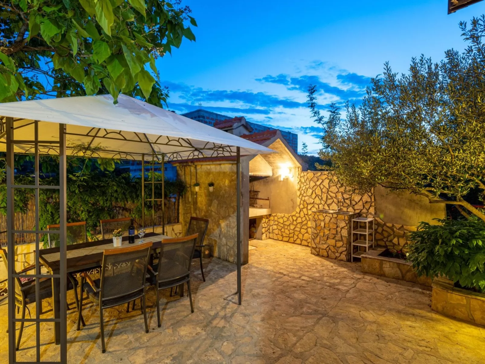 Villa Salvia Mare in Šibenik-Image-tags.info