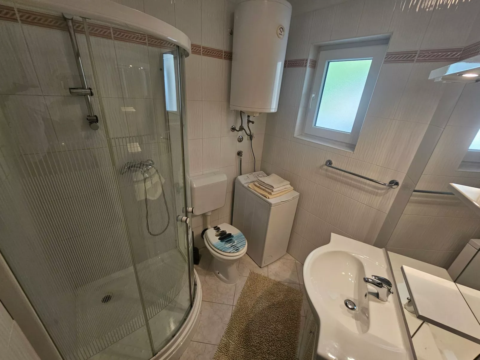 Wohnung für 3 Personen mit Terrasse-Binnen