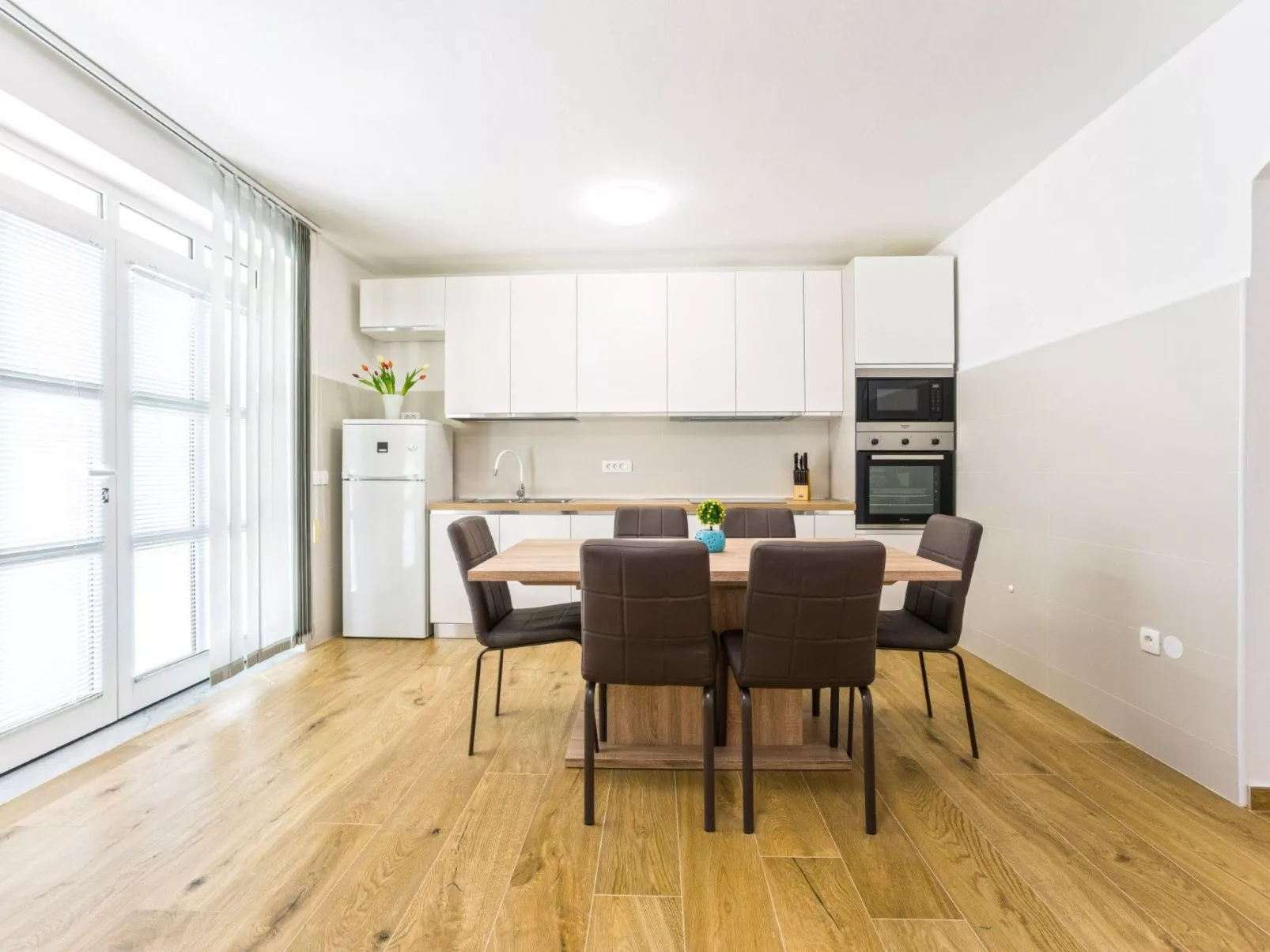 Luxuswohnung Bianca mit Pool-Binnen