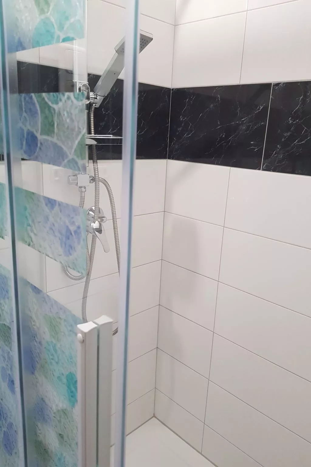 Wohnung Hama Komunela mit Garten und Stellplatz-Binnen