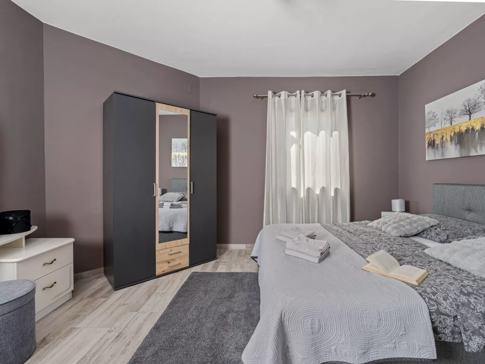 Mit Blick auf das Wasser-Binnen