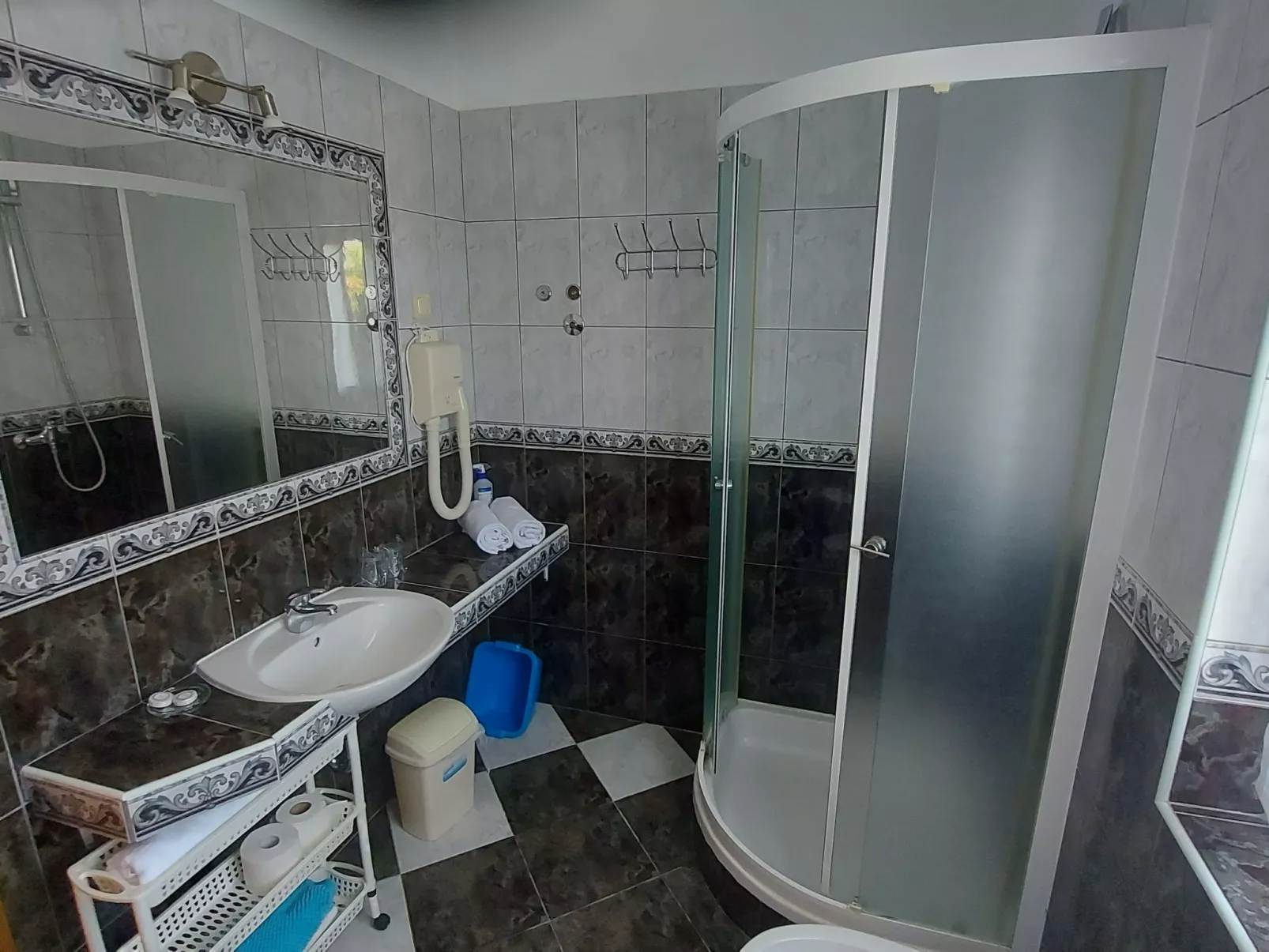 Villa Linet 6.-Binnen