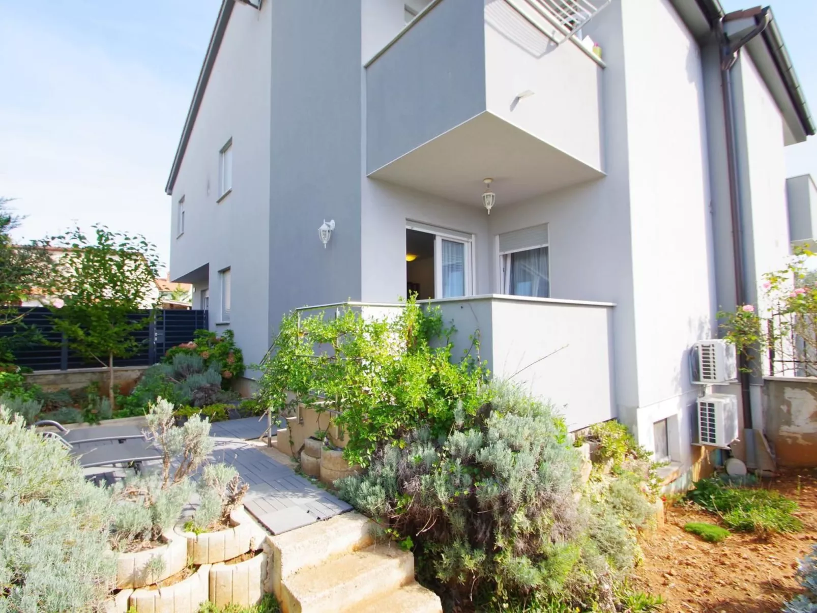 "Cony"-Image-tags.info