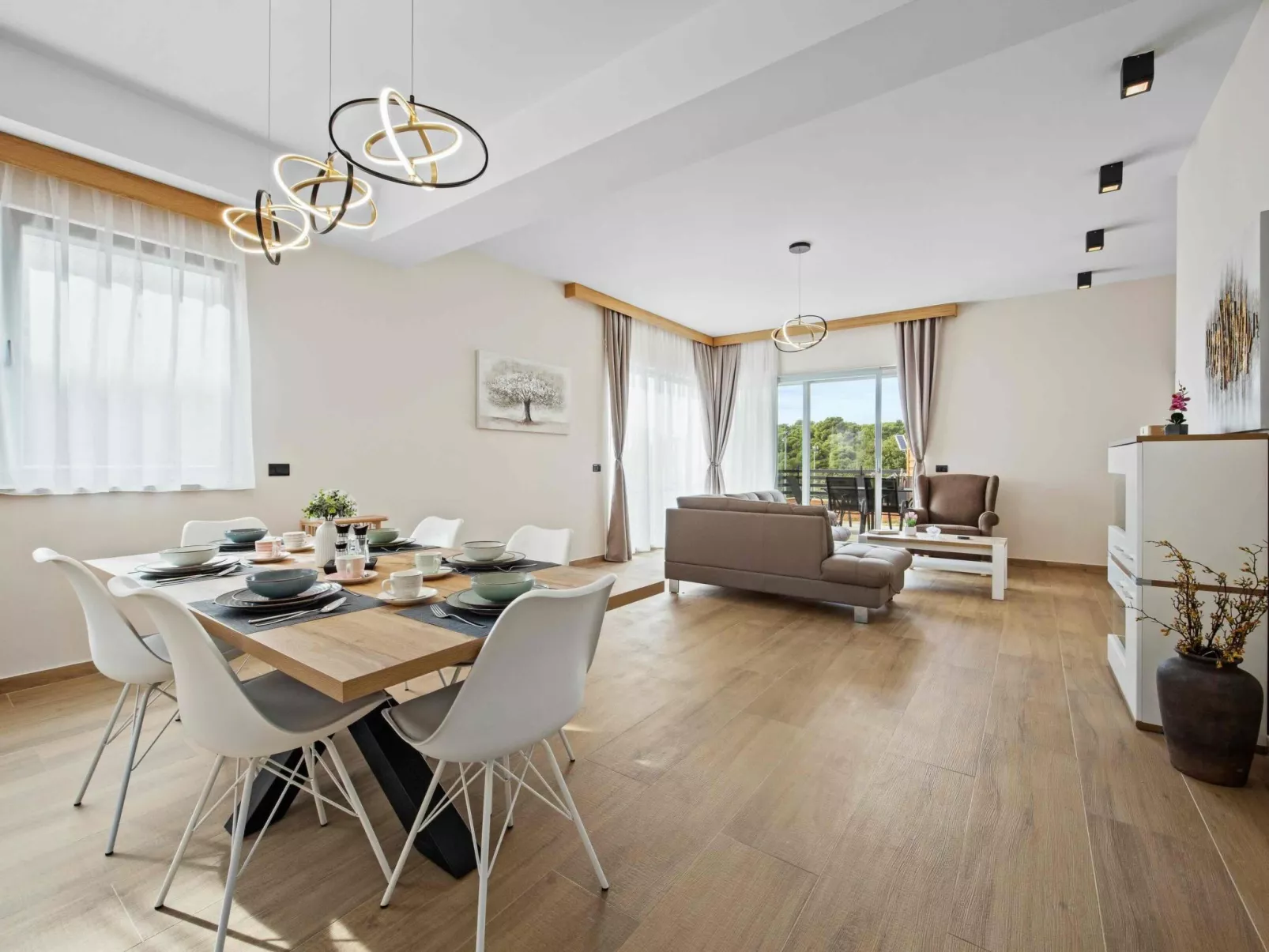 Villa Palma - Luxusvilla am Meer für 6 Personen-Binnen