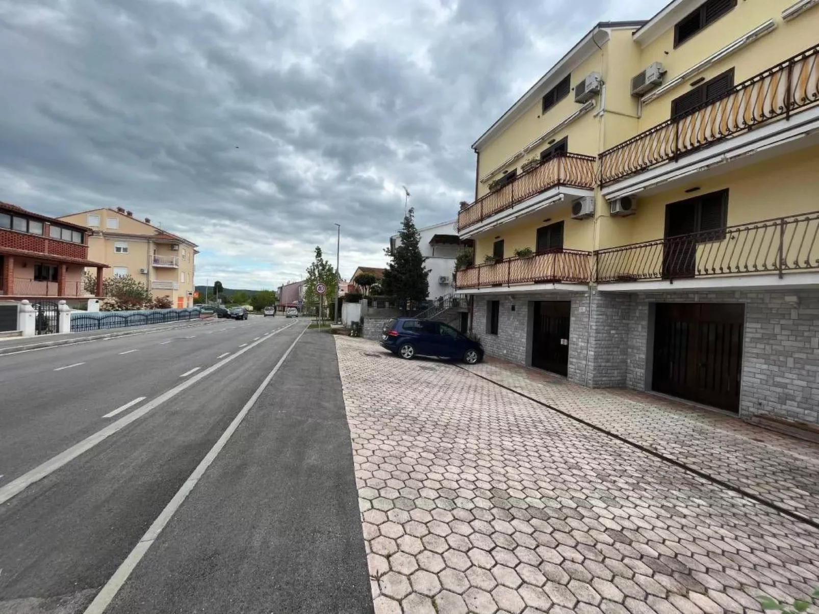 Sonne 1 Rovinj-Buiten