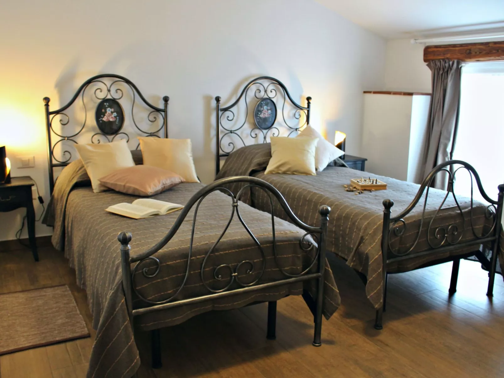 VILLA CON WELLNESS A 1 KM DAL MARE-Binnen