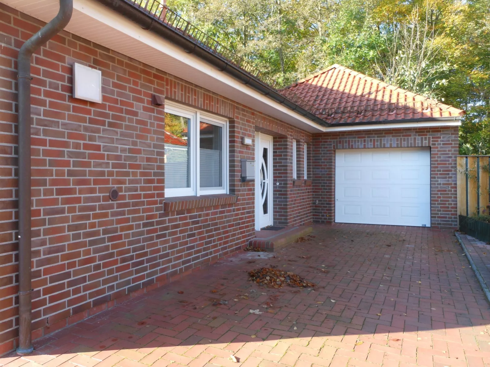 Bungalow Waldglück-Buiten