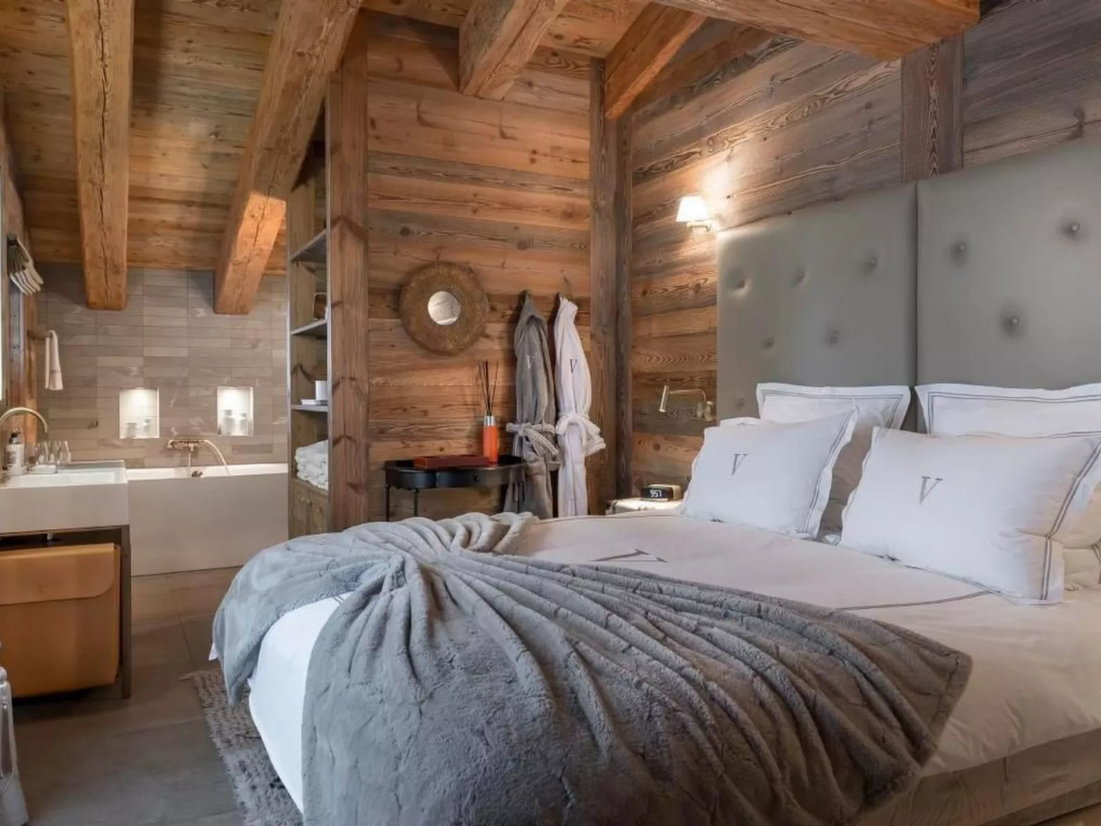 Chalet V mit Lift und Pool-Binnen