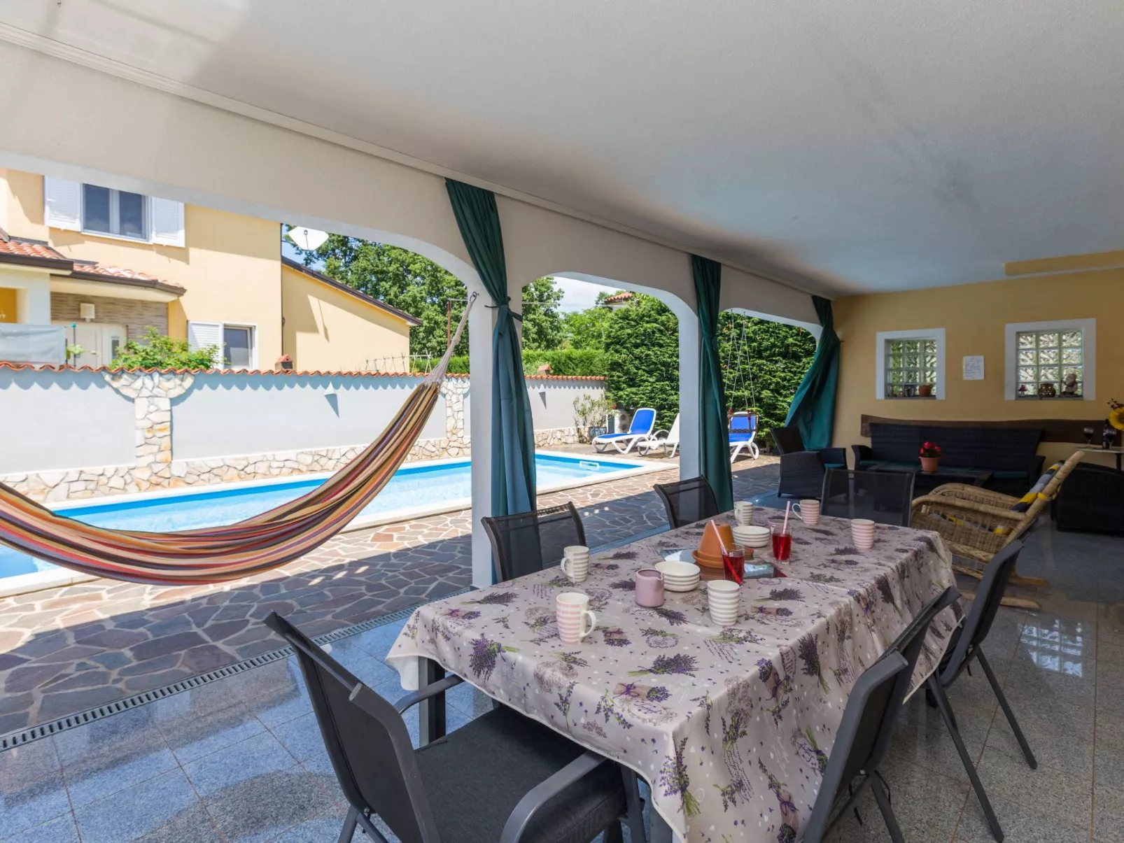 Appartement Dino-Binnen