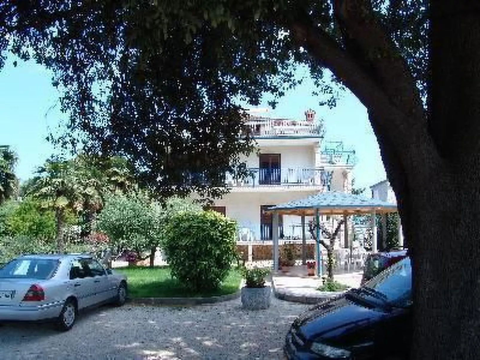 Apartmentkomplex Jakov - Buiten