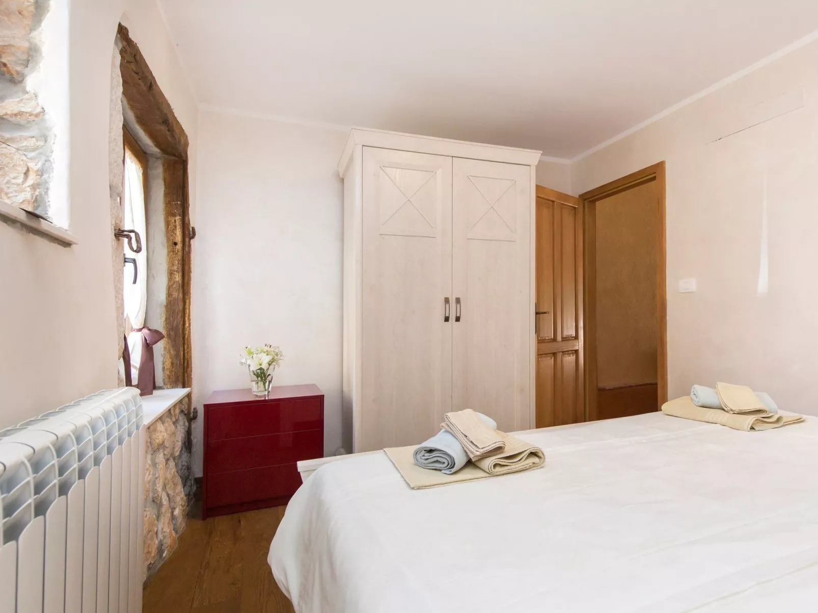 Geräumiges Ferienhaus in Brseč mit Privatem Pool-Binnen