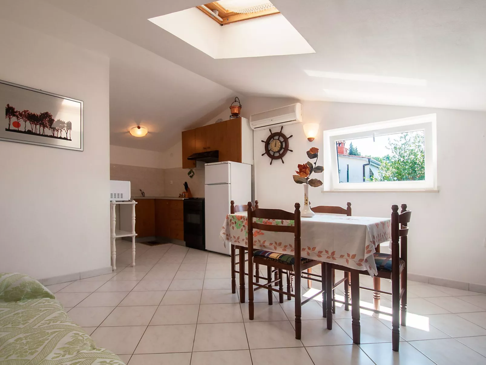 Appartement mit drei Schlafzimmern für 5 Personen in Meeresnähe-Binnen