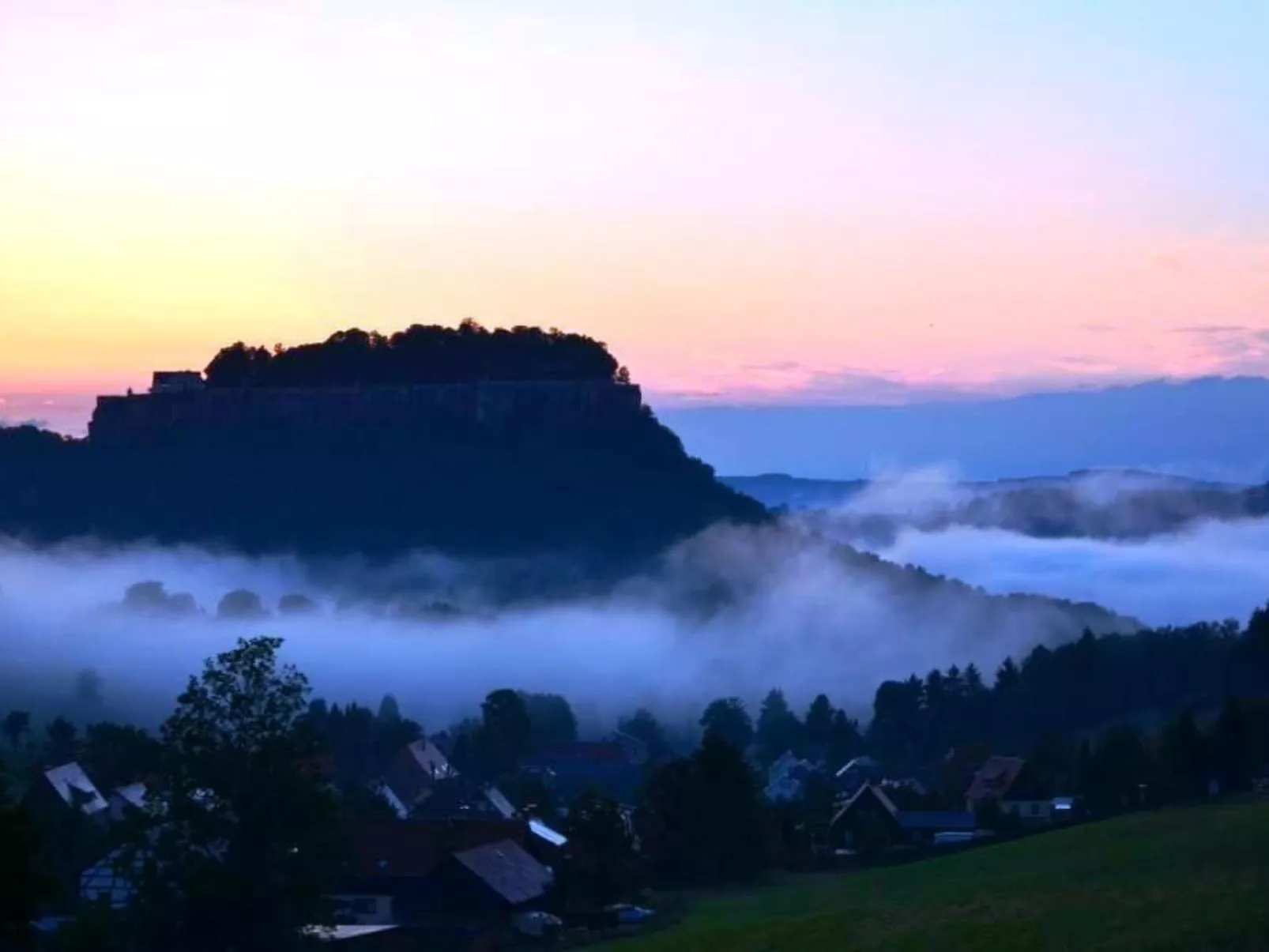 Haus am Stein Haus 2-Buiten