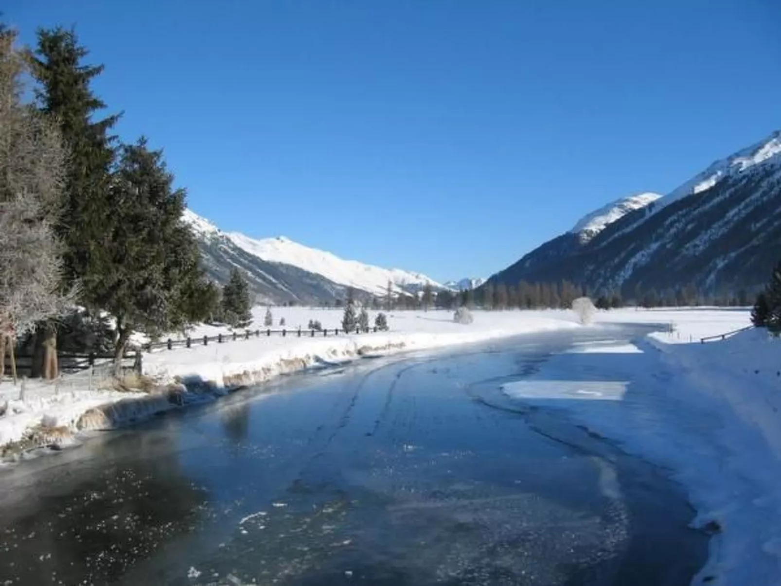 Chesa Champagna 18-Buiten