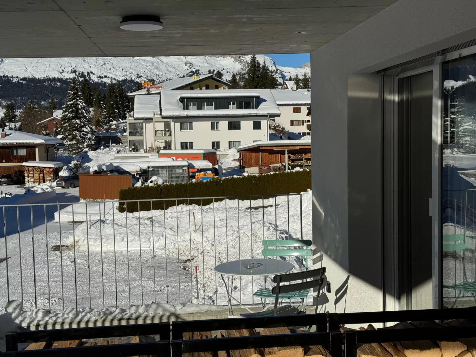 Moderne Ferienwohnung HEIMATLI mit 1 Schlafzimmer-Buiten