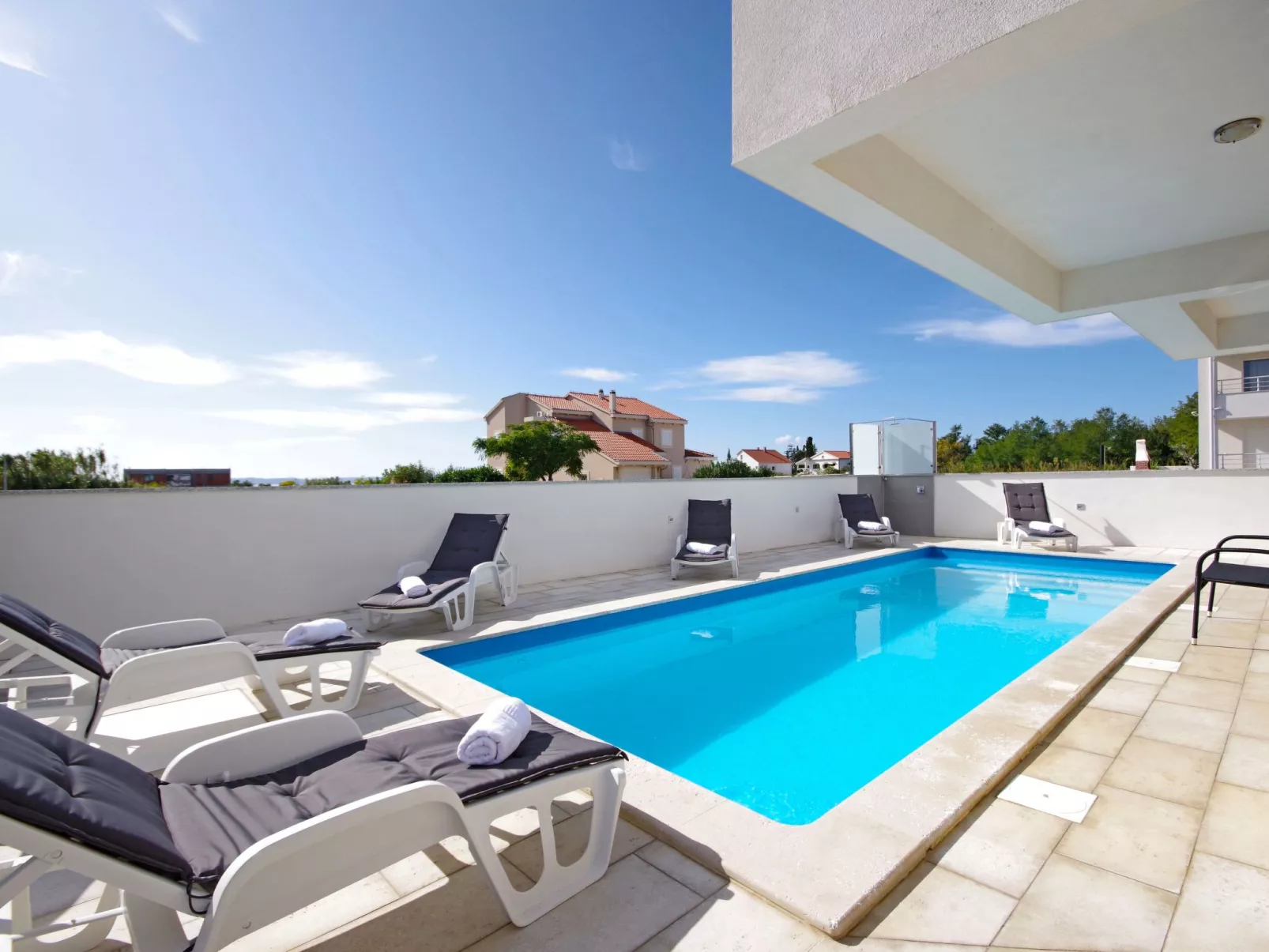 Apartment 1 Laura-Buiten