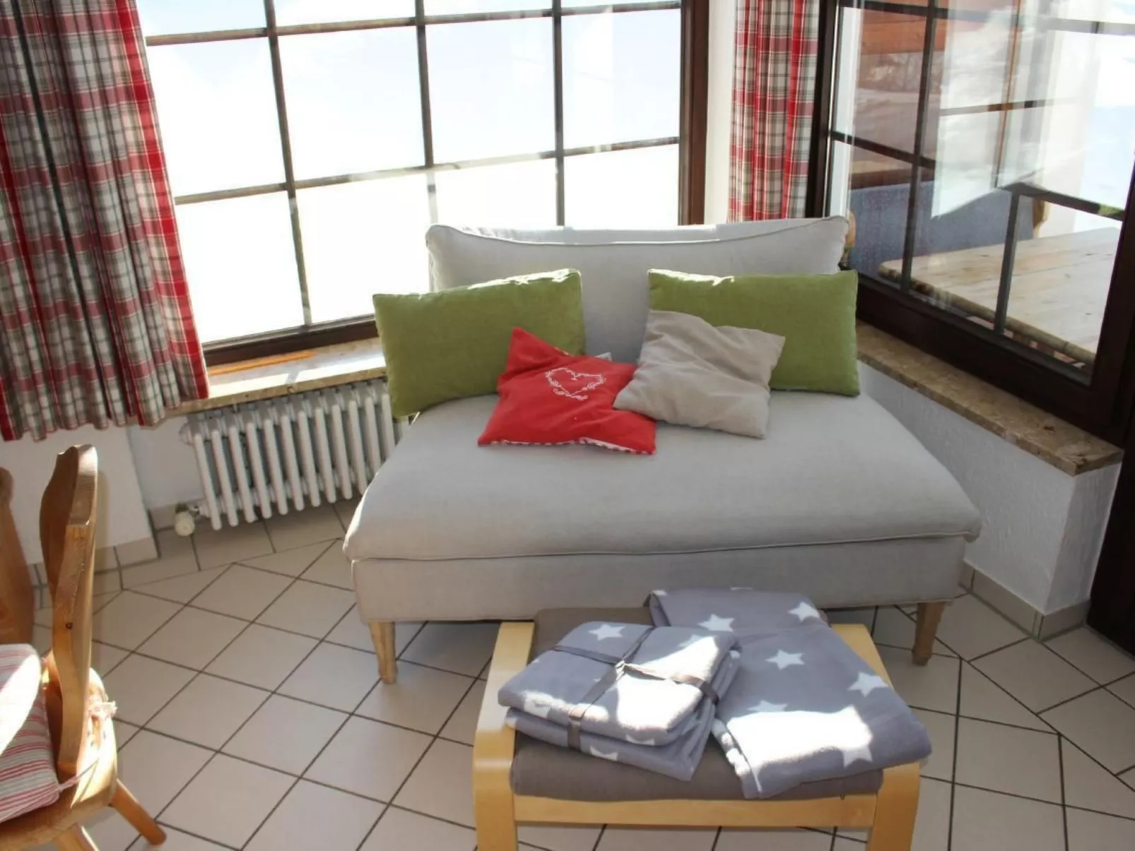 Alpkönigin - Binnen