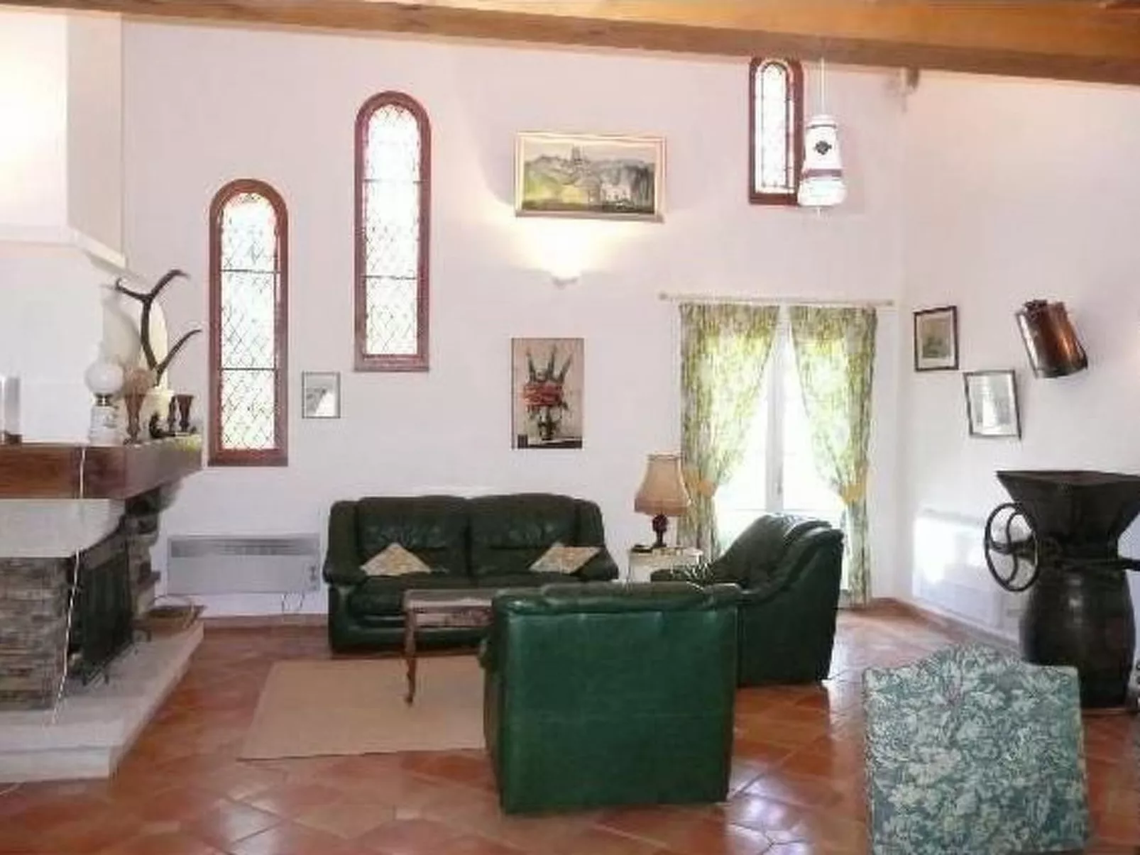 Ruhige Villa mit Pool im Herzen der Weinberge-Binnen