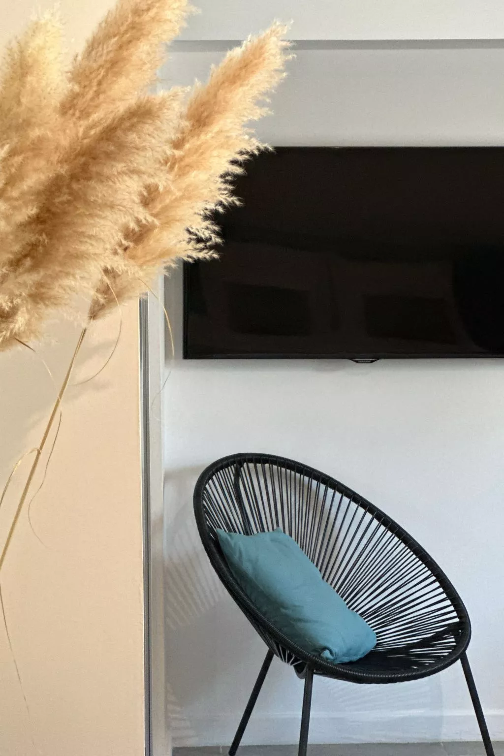 Eine kleine Ecke der Provence. Privater beheizter Pool-Binnen