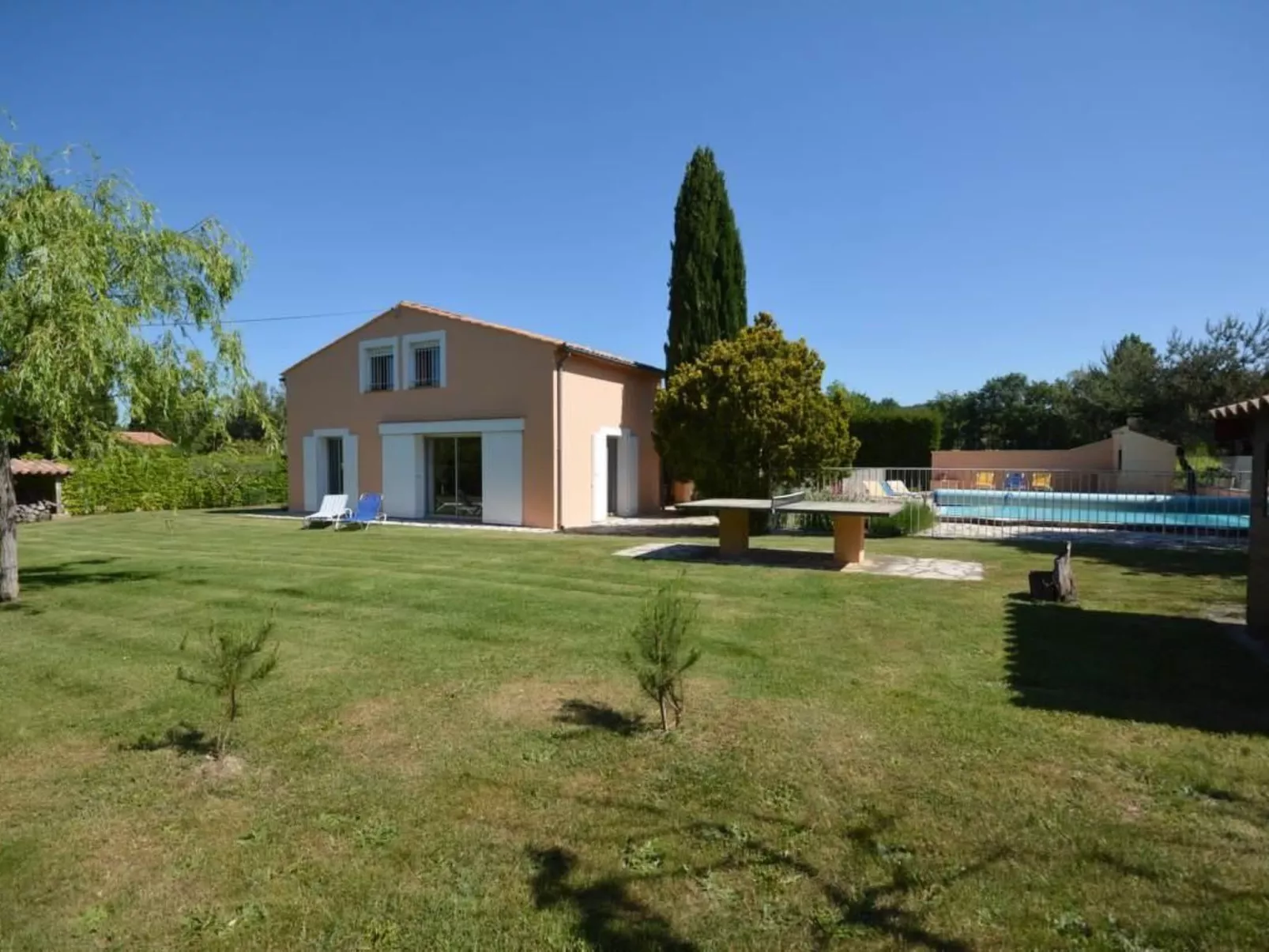 "Le Rieu" mit eigener Terrasse-Buiten