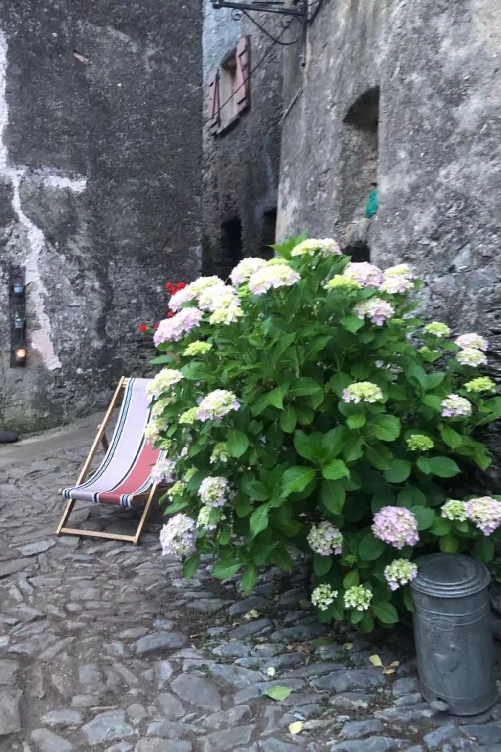 Wohnung "Authentisches korsisches Haus"-Buiten