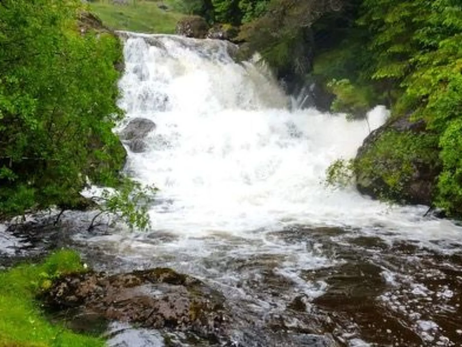 Benmore Farm House in Stirling mit Bergblick-Buiten