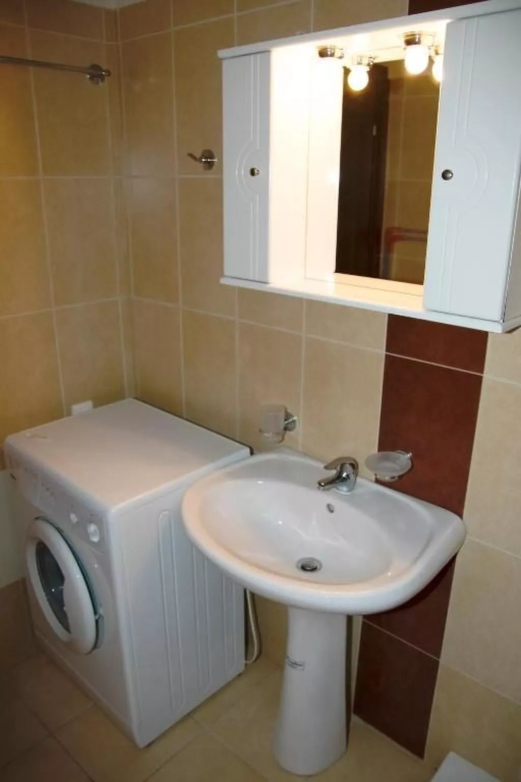 Paterakis Großes Studio Triopetra-Image-tags.info