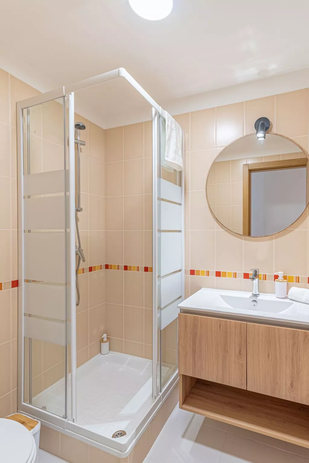 "Sonnenblume" mit Gemeinschaftspool-Binnen