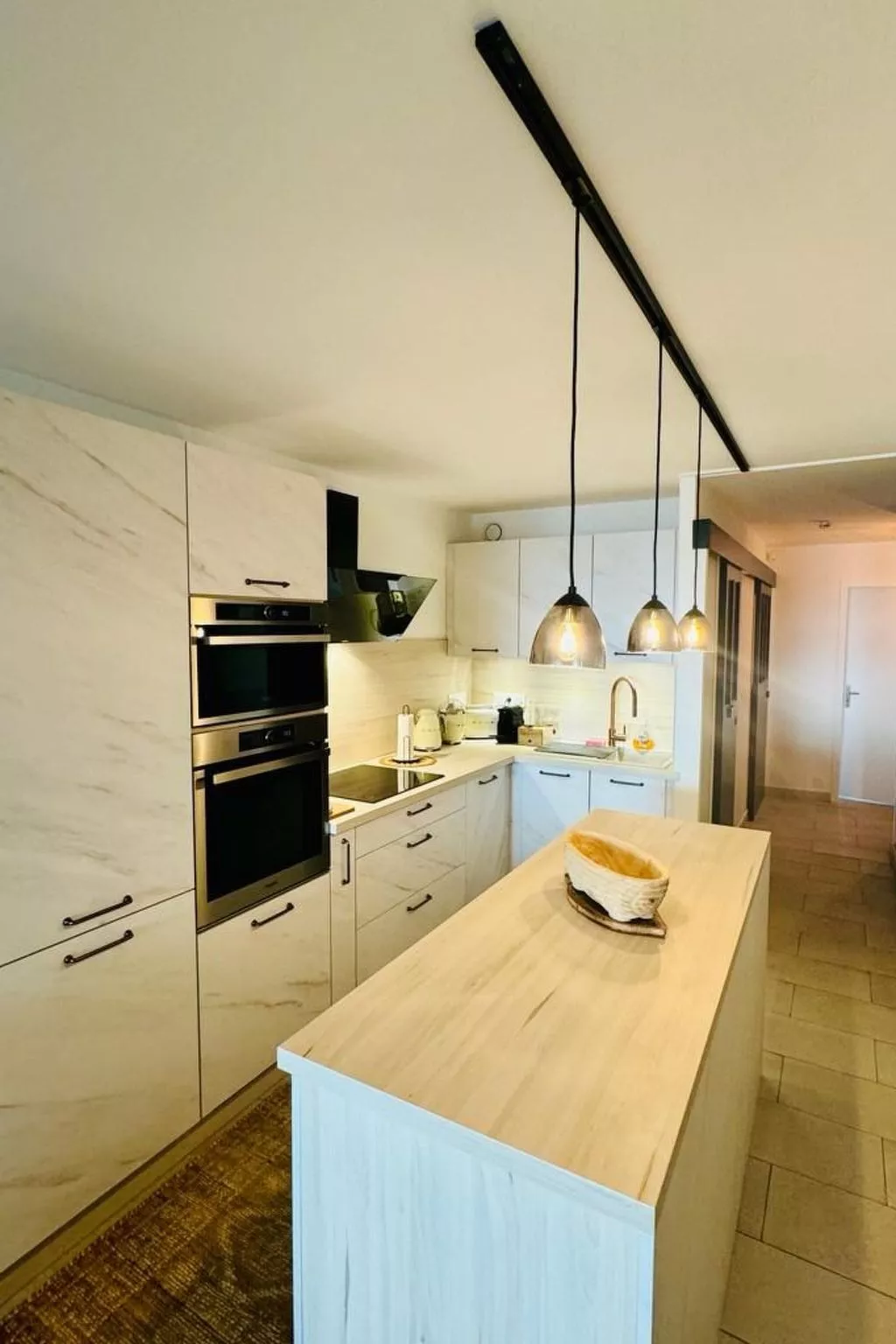 Wunderschöne renovierte Wohnung mit vollem Meerblick-Binnen