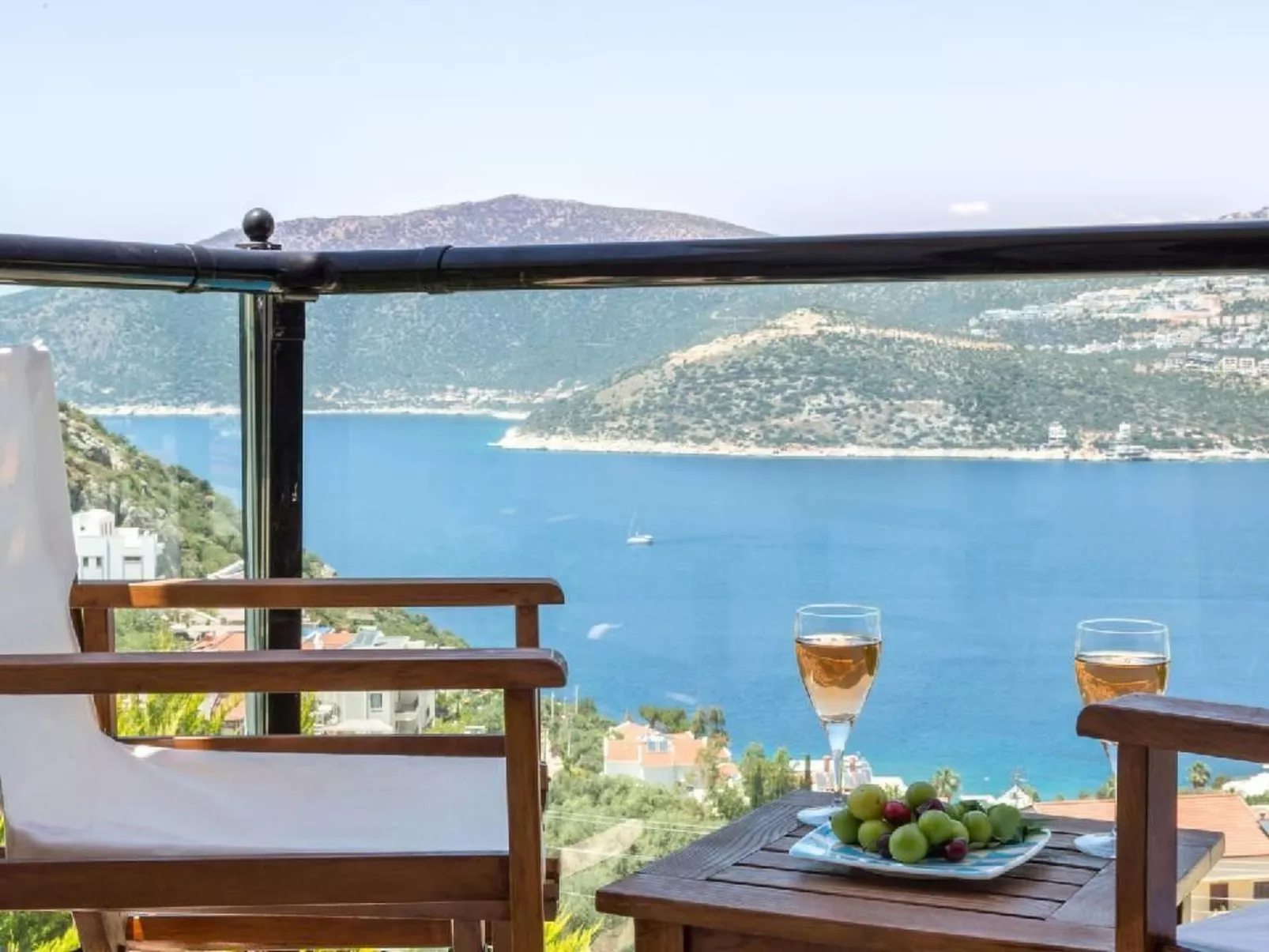 Luxuriöse Villa mit atemberaubendem Meerblick-Buiten