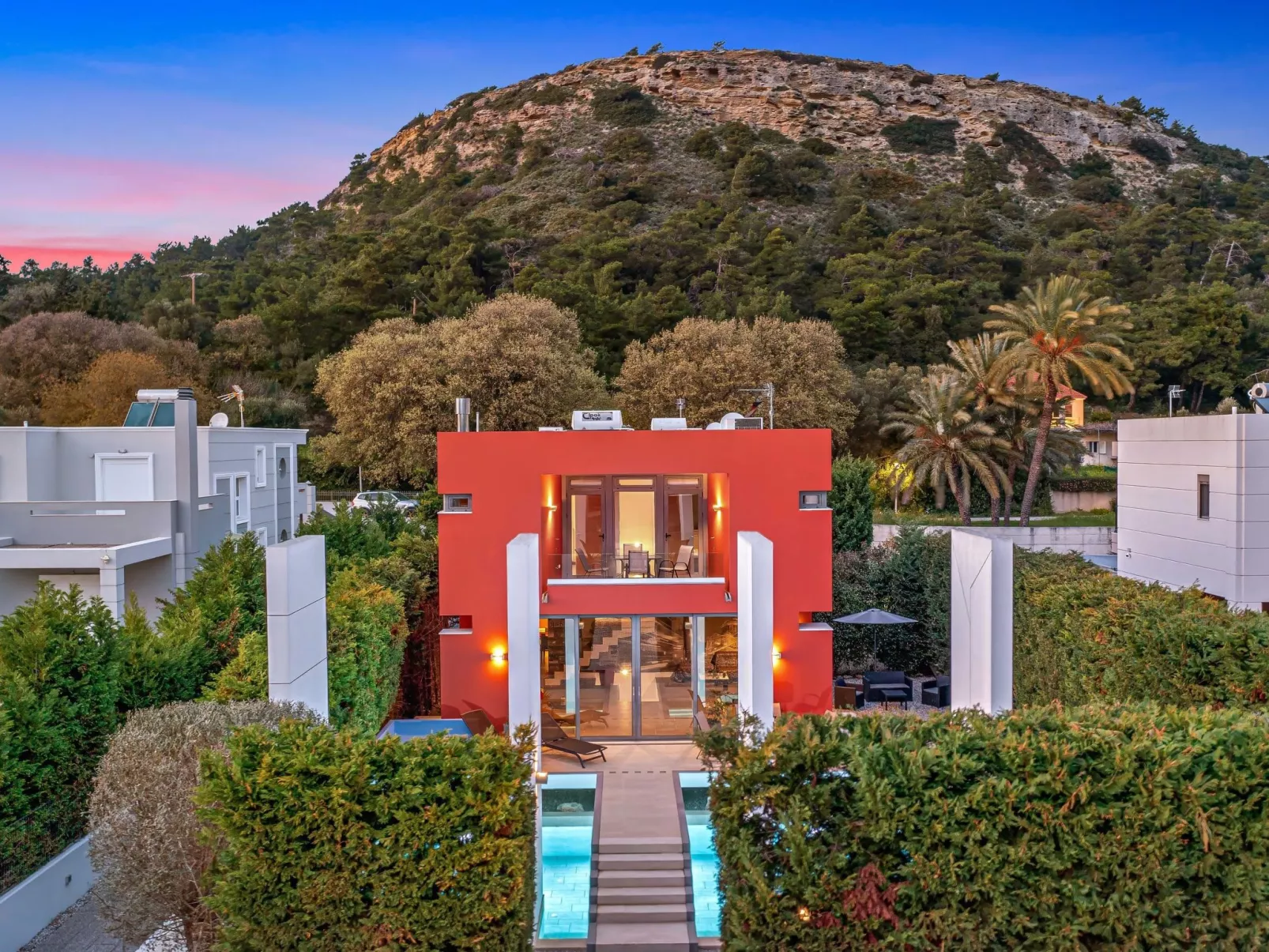 Charmante Mandelvilla auf der Insel Rhodos-Image-tags.info