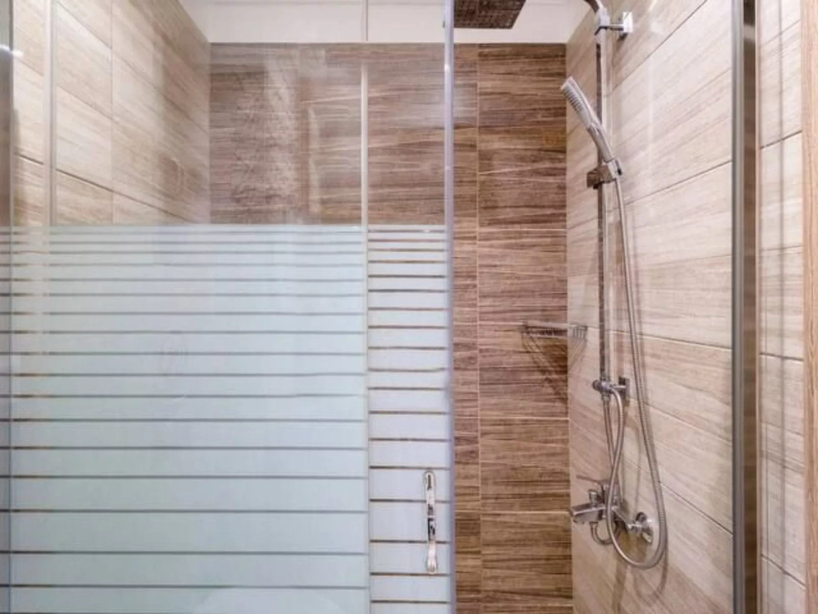 Luxuriöse Steinvilla Angela in der Nähe von Kathisma-Binnen