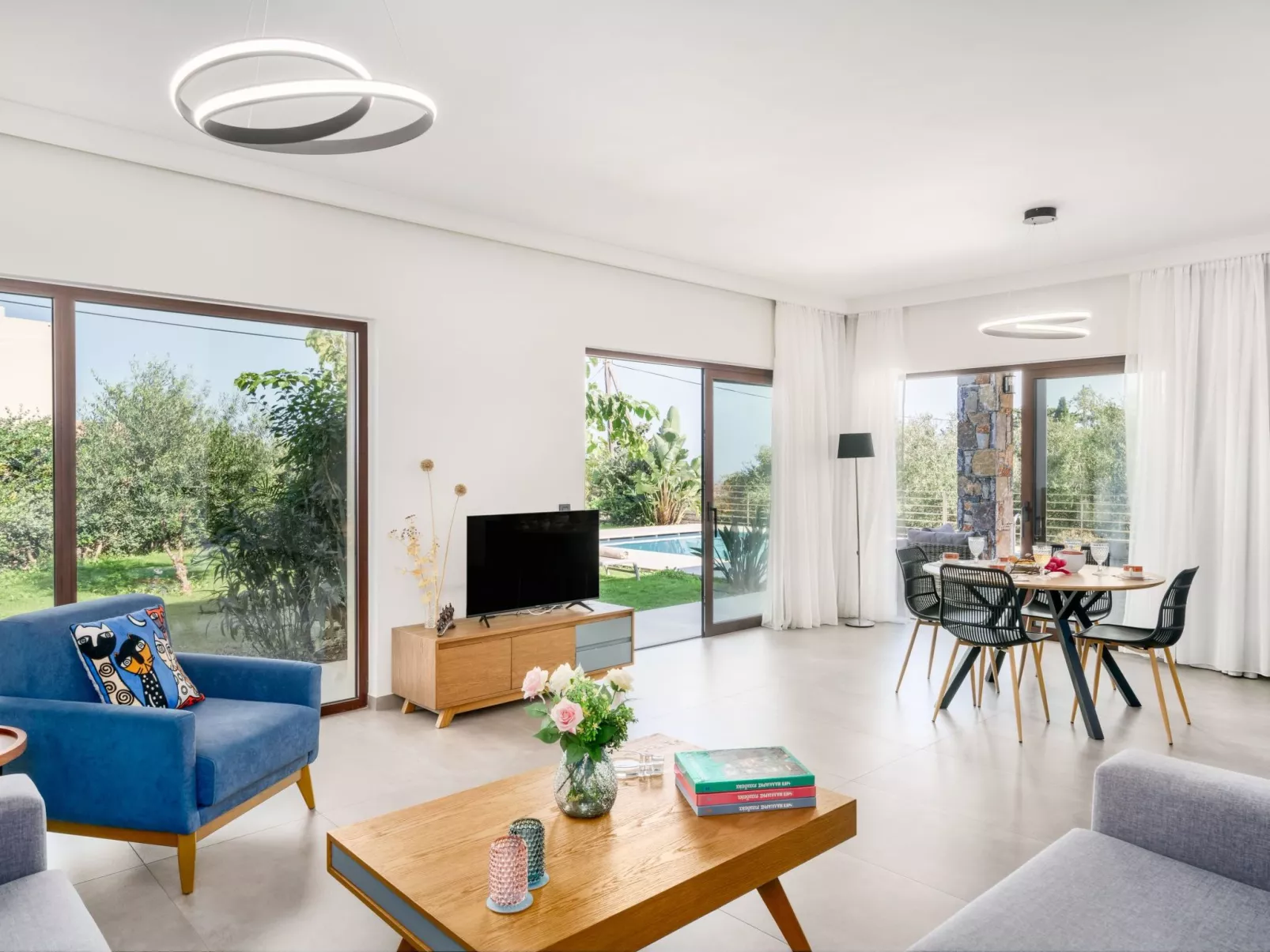 Villa Fos - Privater Pool, Eleganz und Meerblick-Binnen