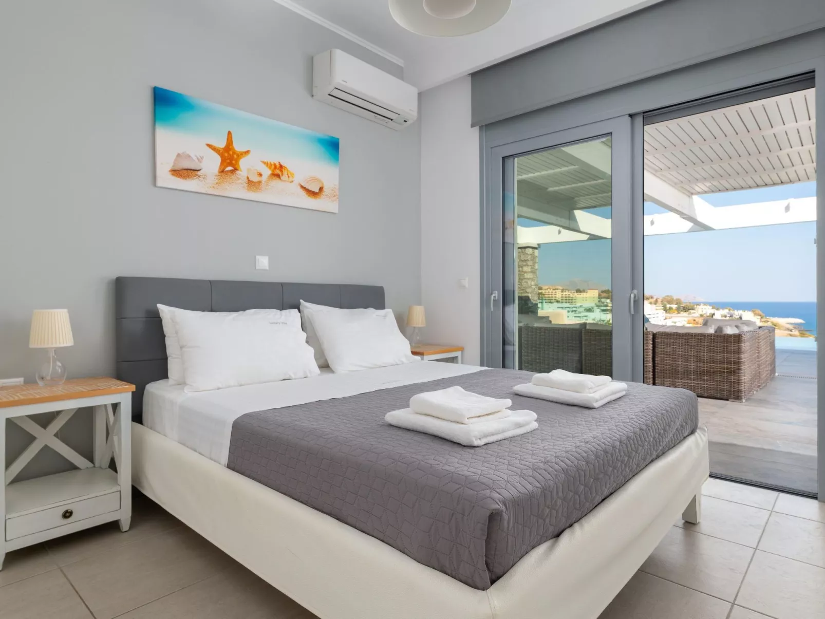 Moderne Luxusvilla-Binnen