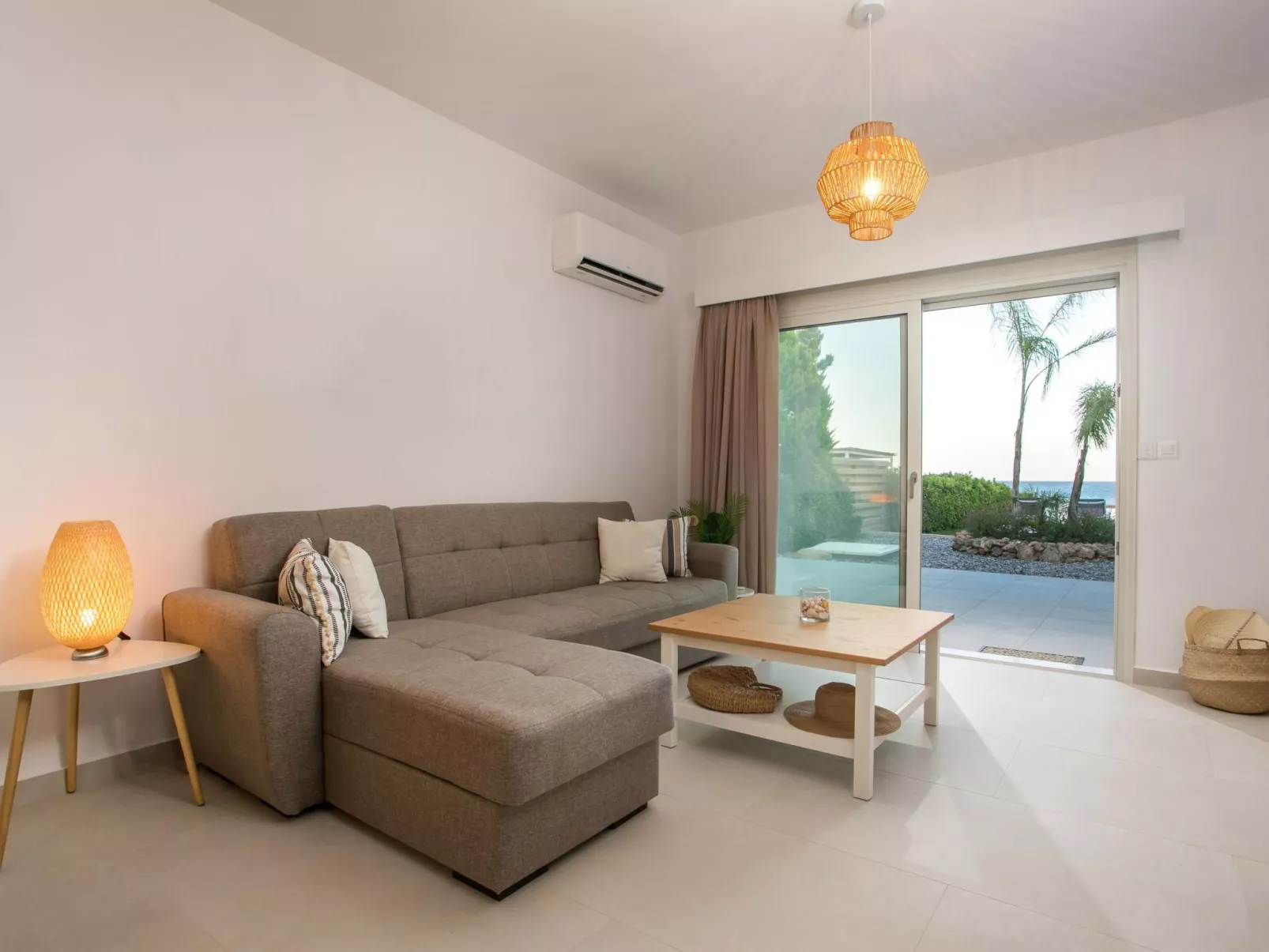 Sea Homes Villen-Villa Sylvia-Binnen