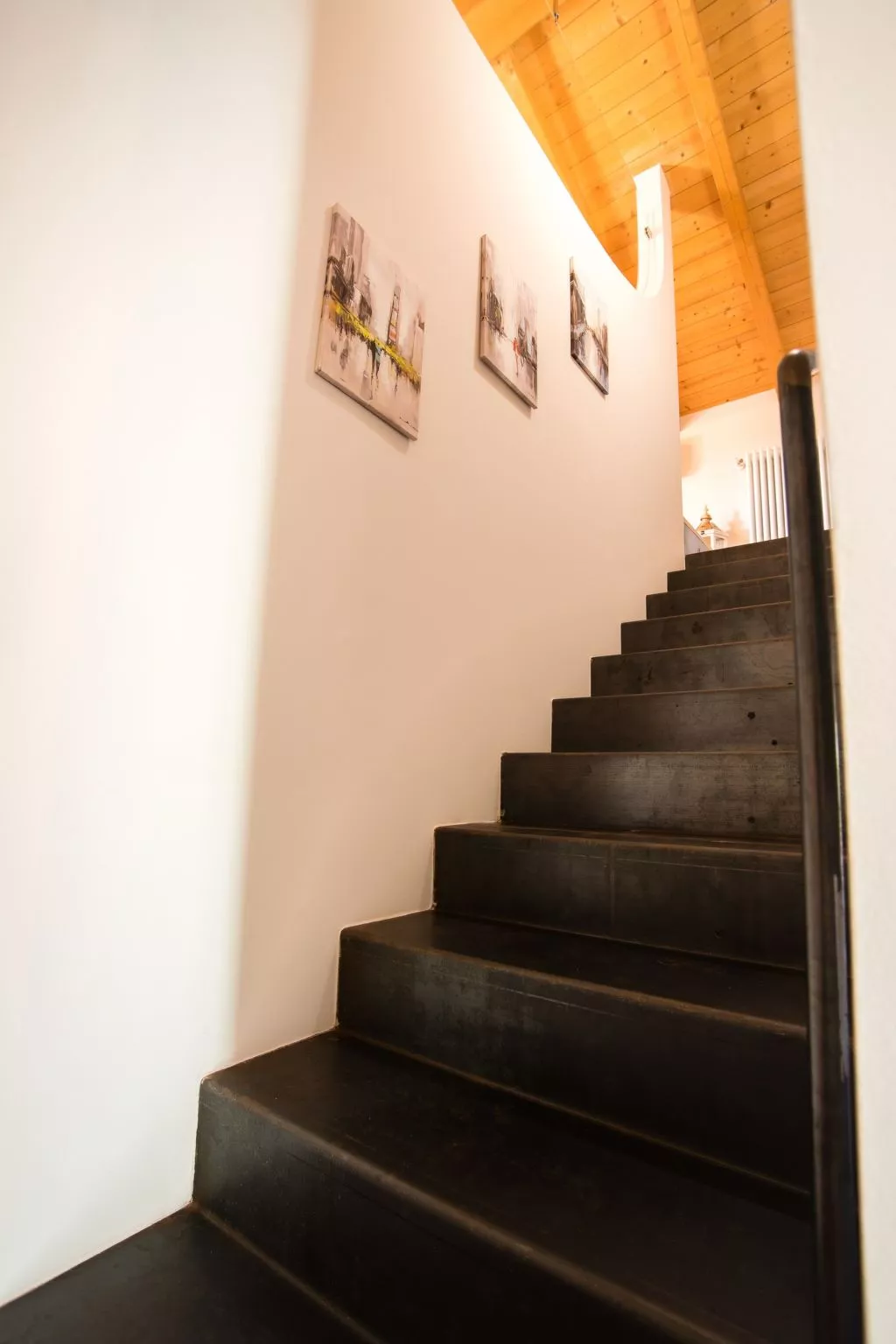 Anwesen mit Garten, Grill und Terrasse-Binnen