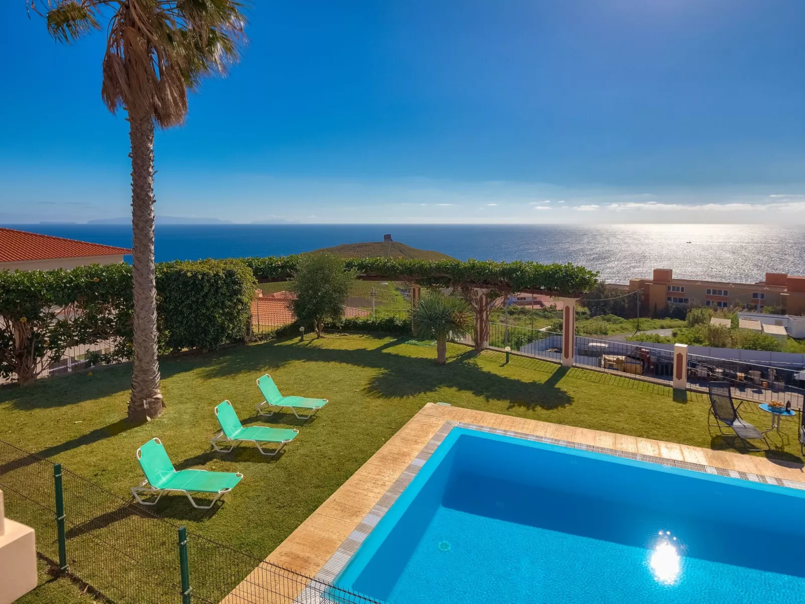 Königliche Villa Amores-Buiten