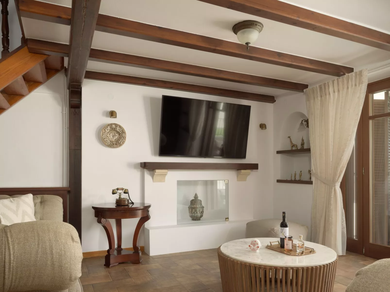 Neu renovierte Familienvilla mit privatem Pool BBQ-Image-tags.info