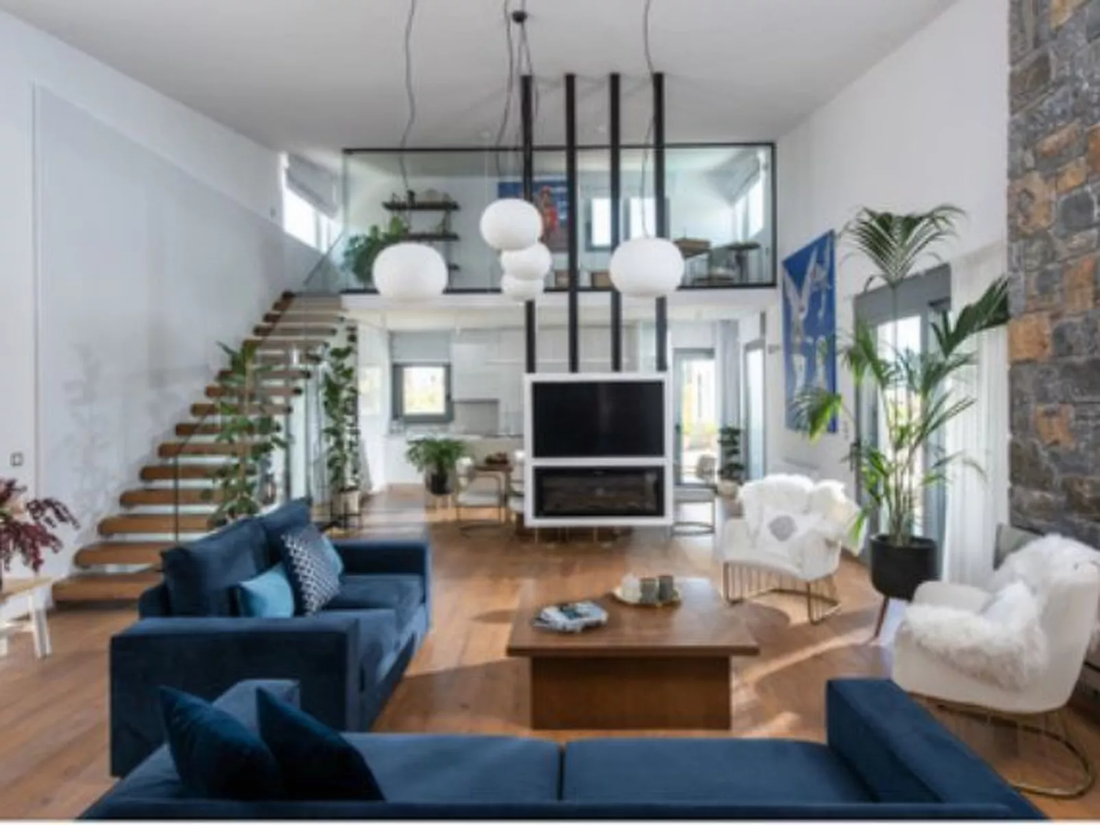 Luxuriös gestaltete Villa mit privatem Pool-Binnen