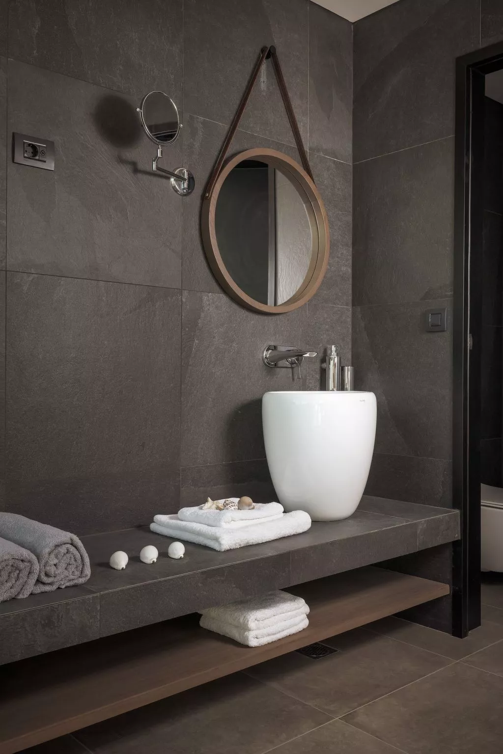 Schöne Ferienvilla Eva-Binnen