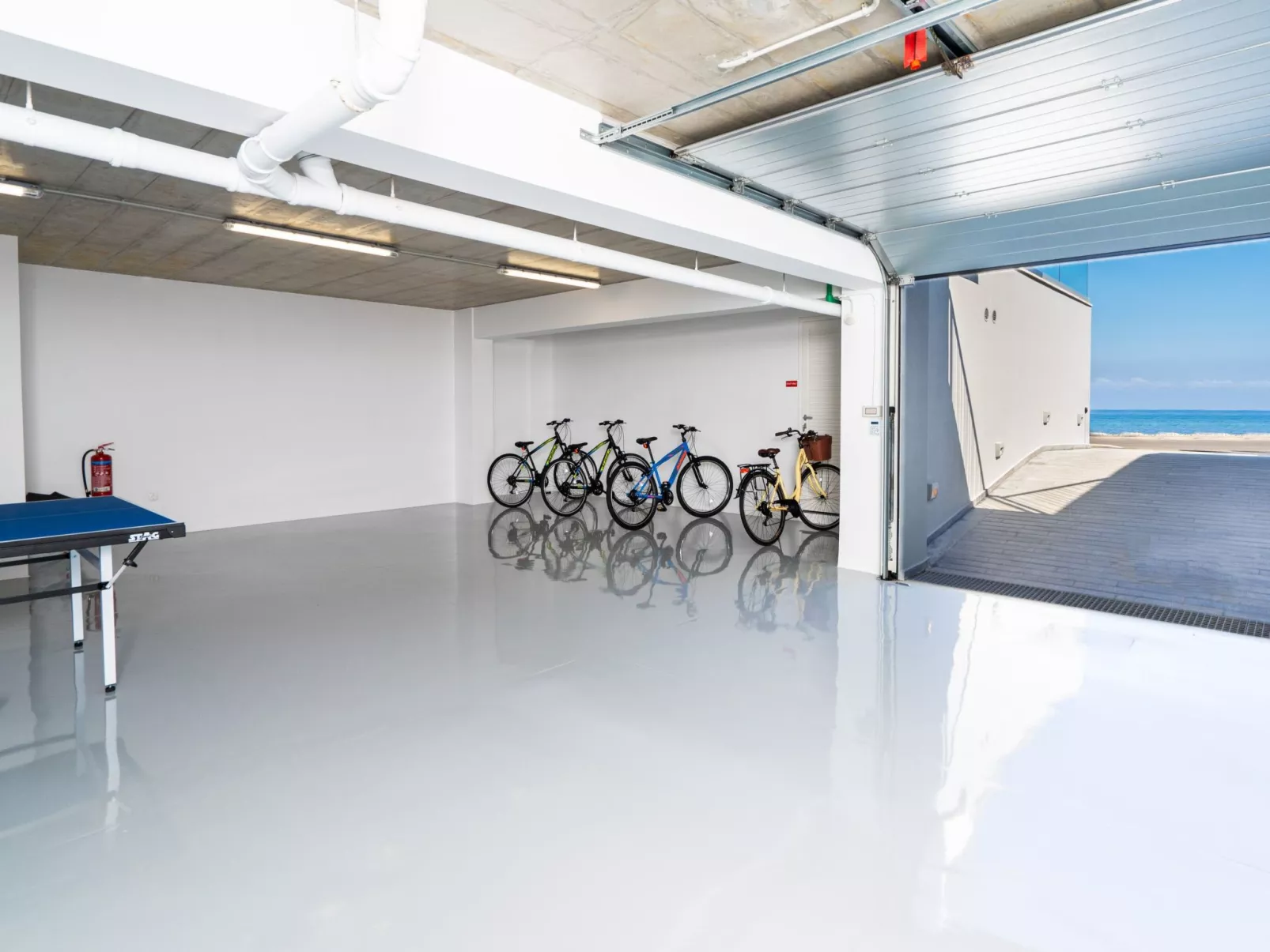 Dias Blaue Villa-Image-tags.info