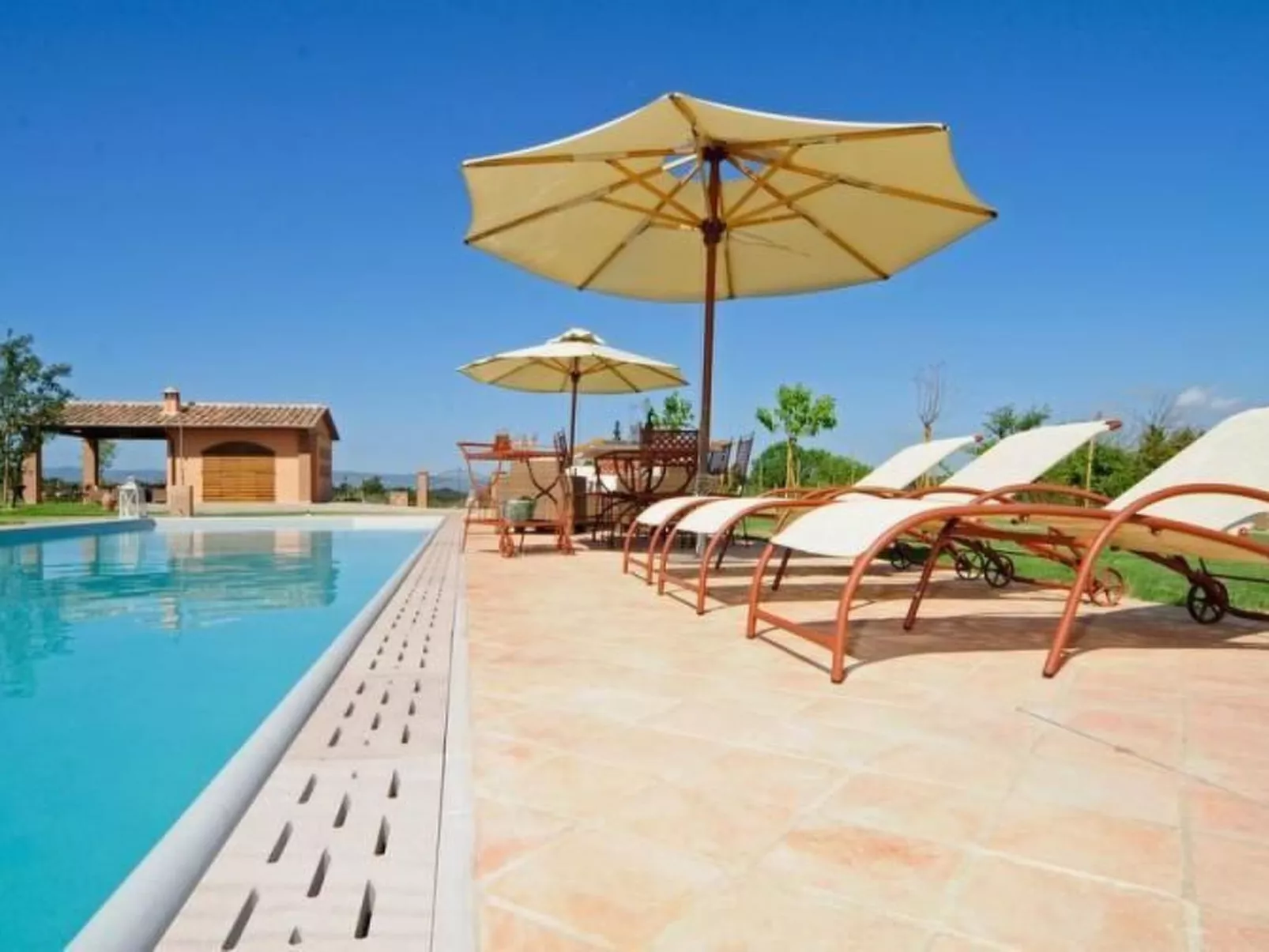 Villa Lestra Montelopio-Buiten