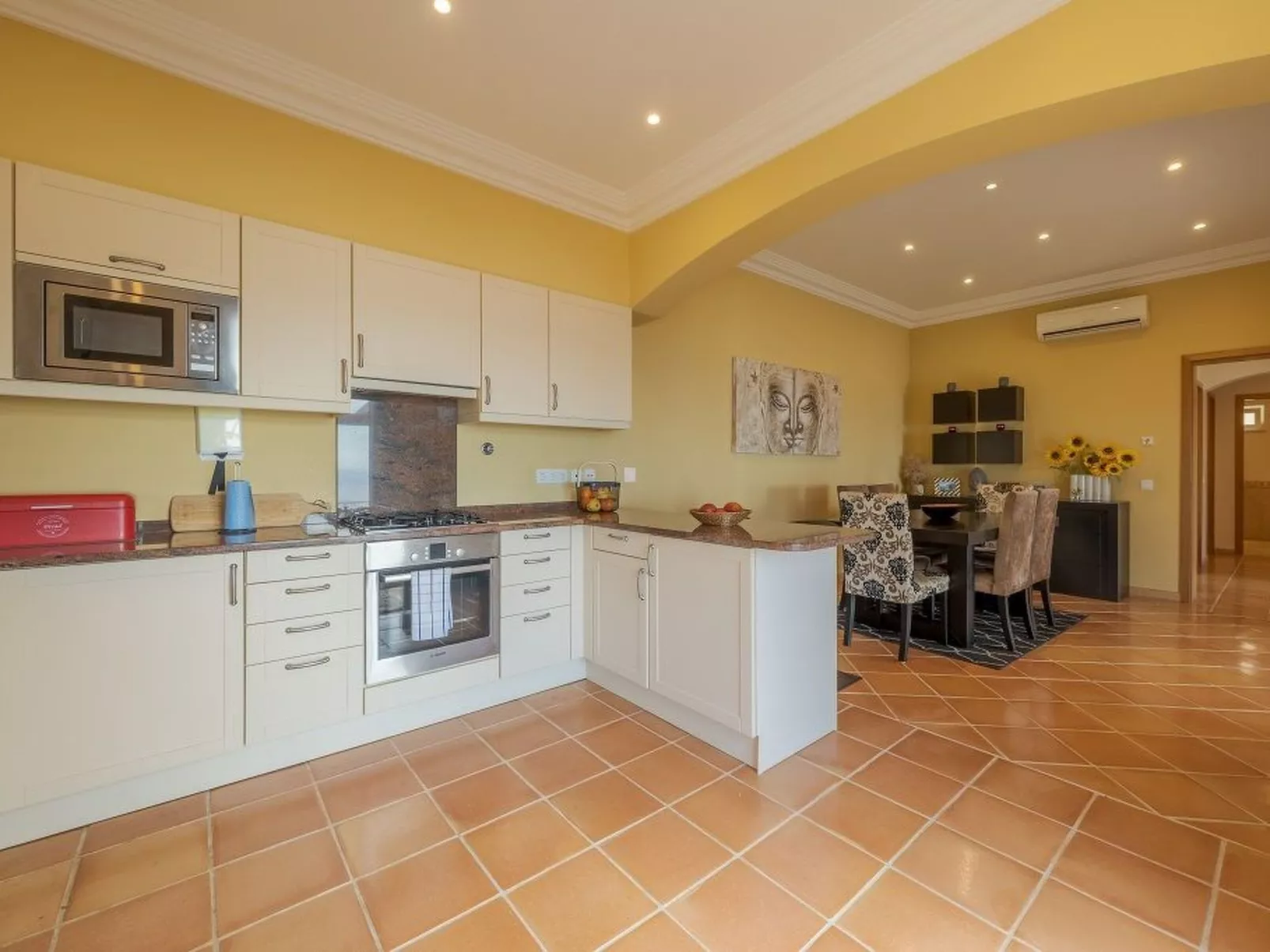 Villa Bougainvillea-Binnen