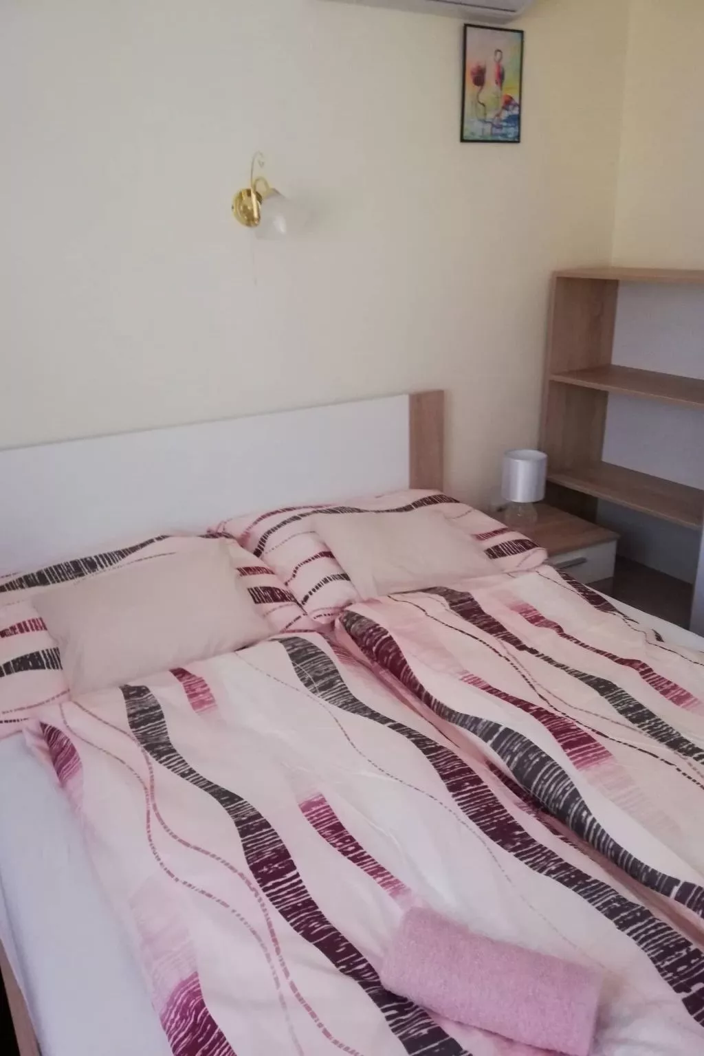 Ferienvilla mit Garten, Grill und Terrasse-Binnen