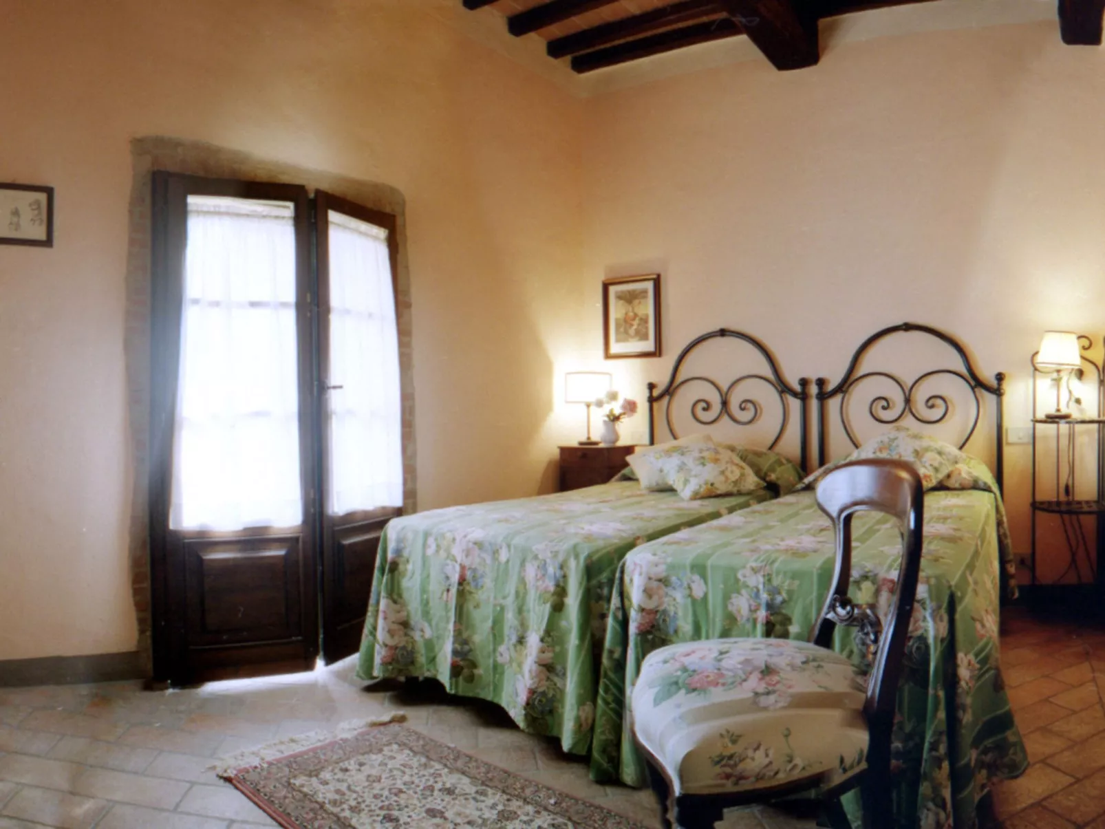 Buchfinkmaskie-Binnen