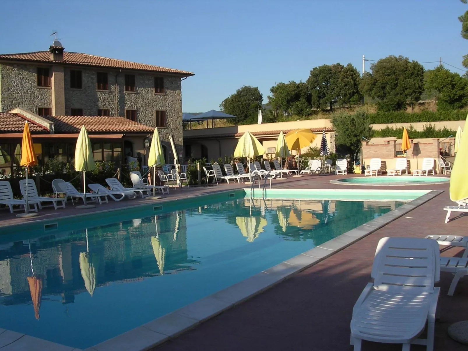 Pieve pomaia2' Wohnung mit Schwimmbad