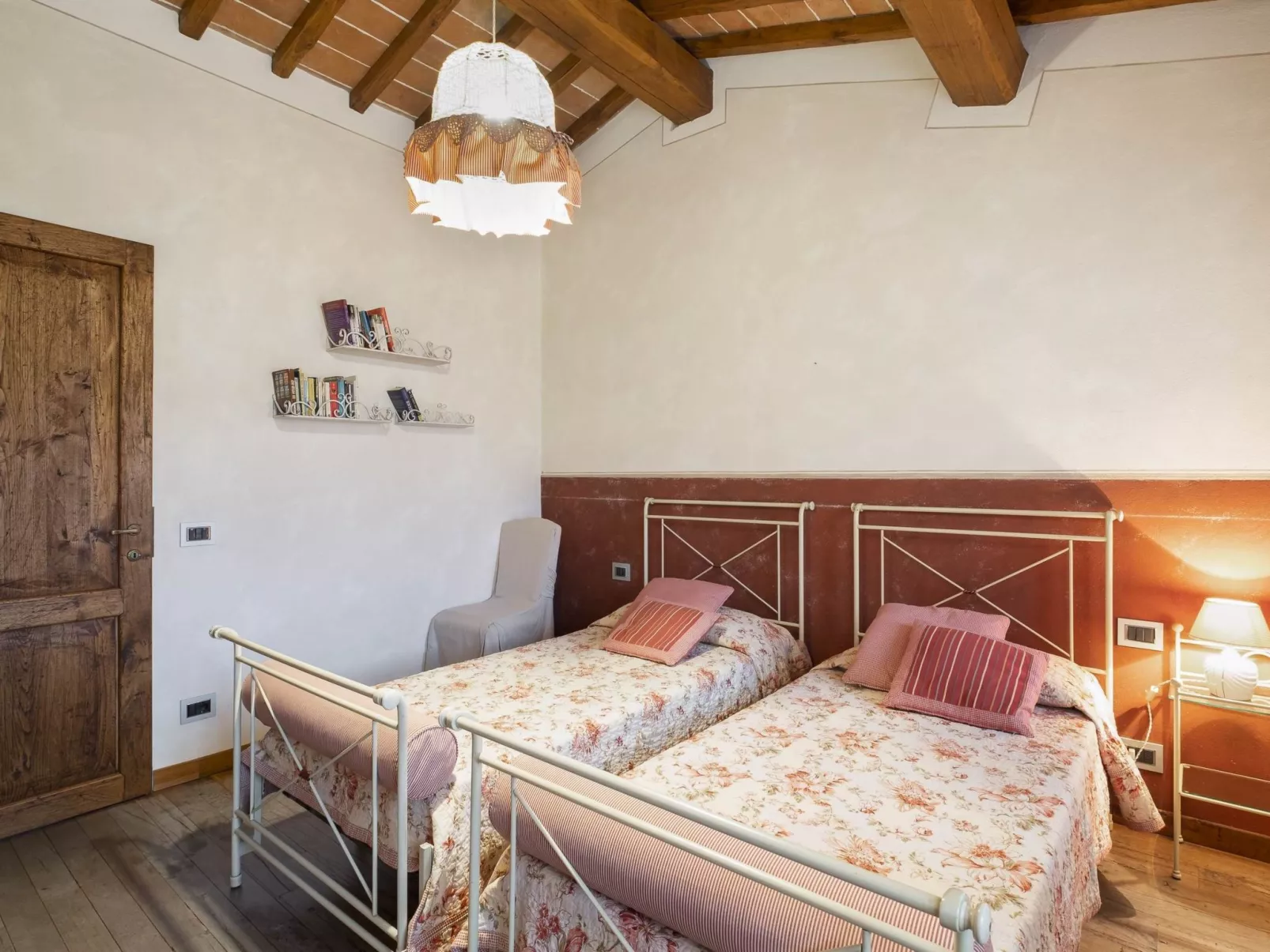 Ferienvilla 'Casa Rossa' mit privatem Pool-Image-tags.info